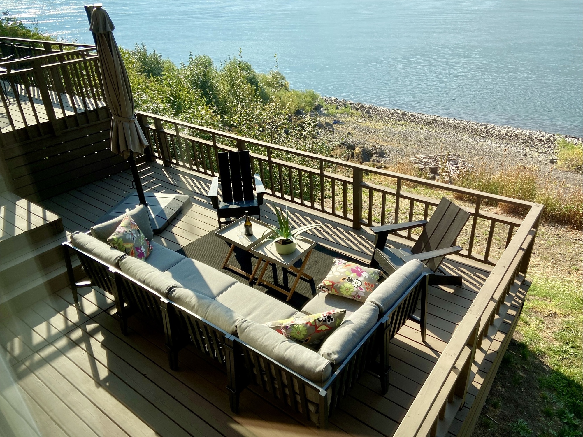 A Breathtaking Open Air Patio in the Pacific Northwest - Photo 3