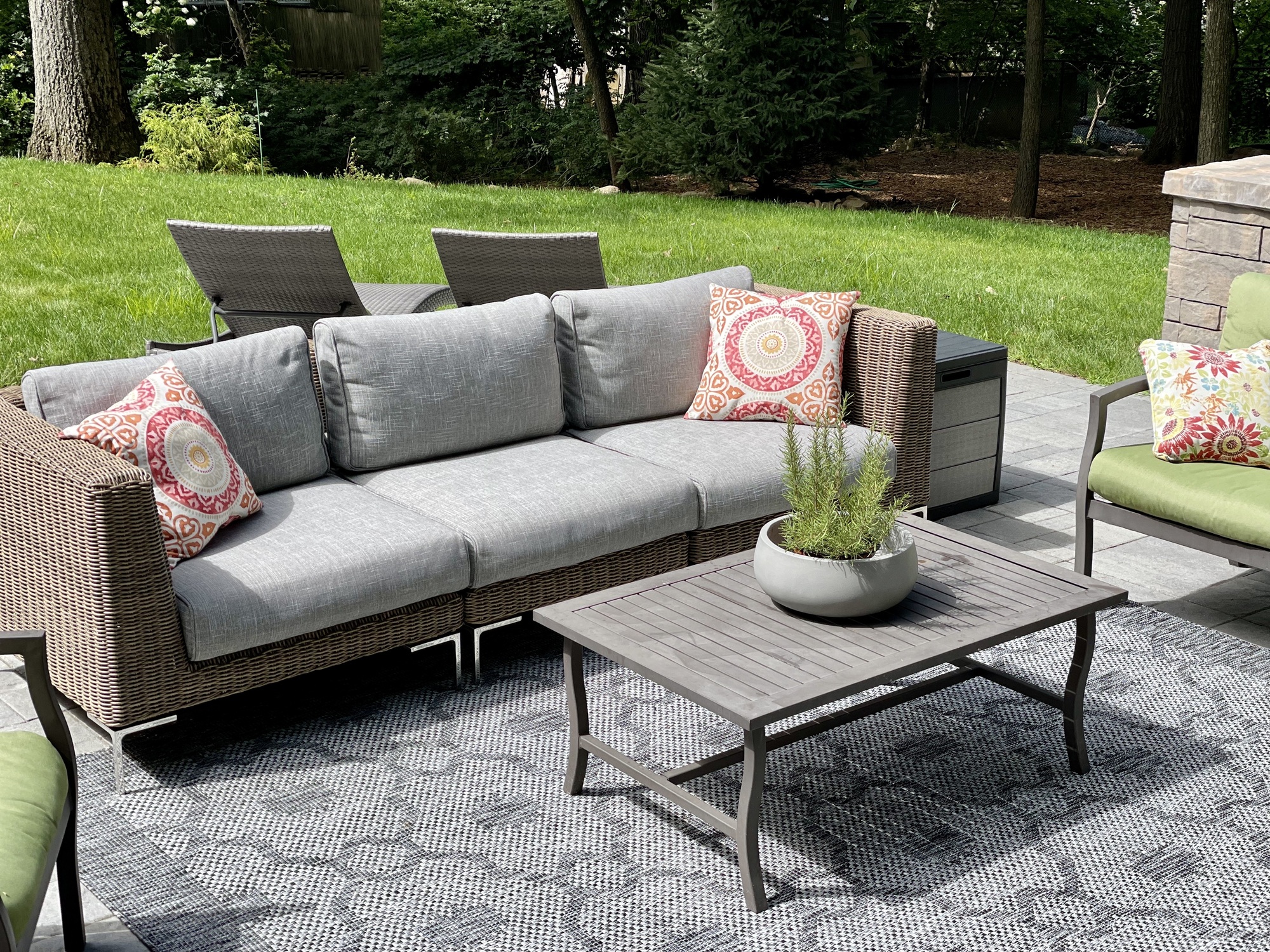 Family-Friendly Patio in New Jersey - Photo 2