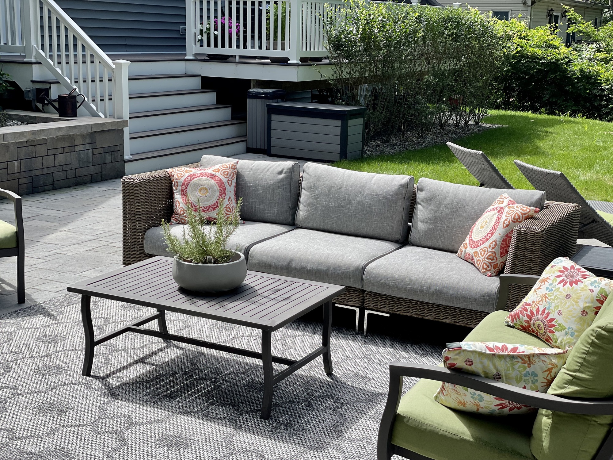 Family-Friendly Patio in New Jersey - Photo 5