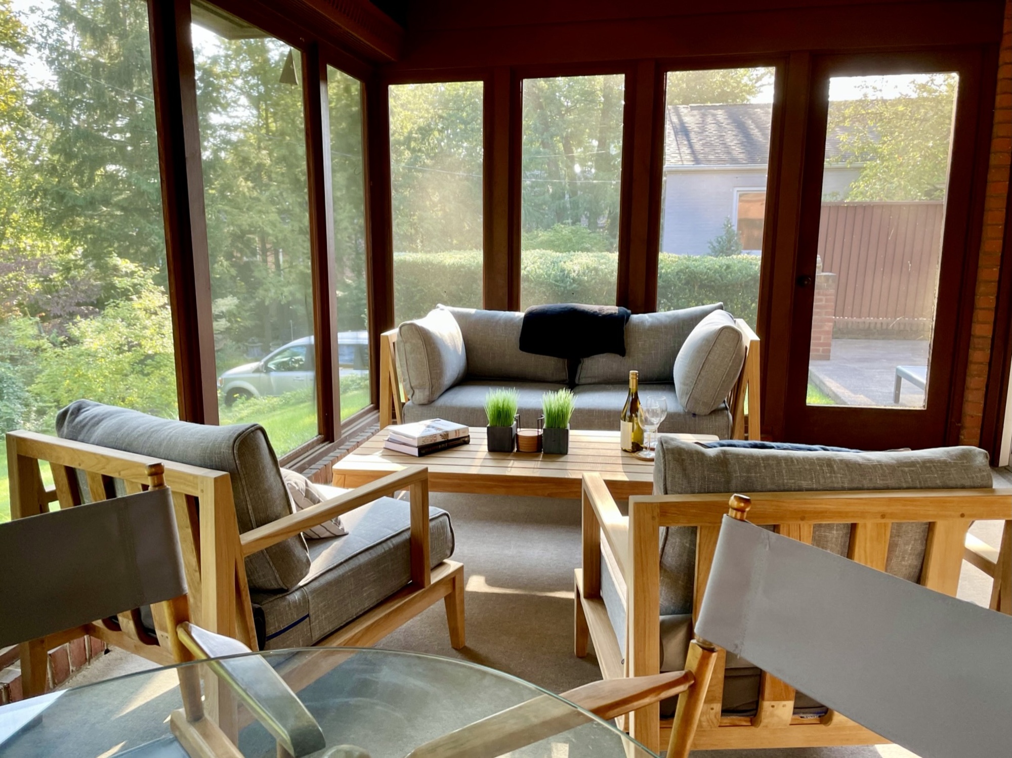An All-Weather Screened-in Porch in Pittsburgh - Photo 5
