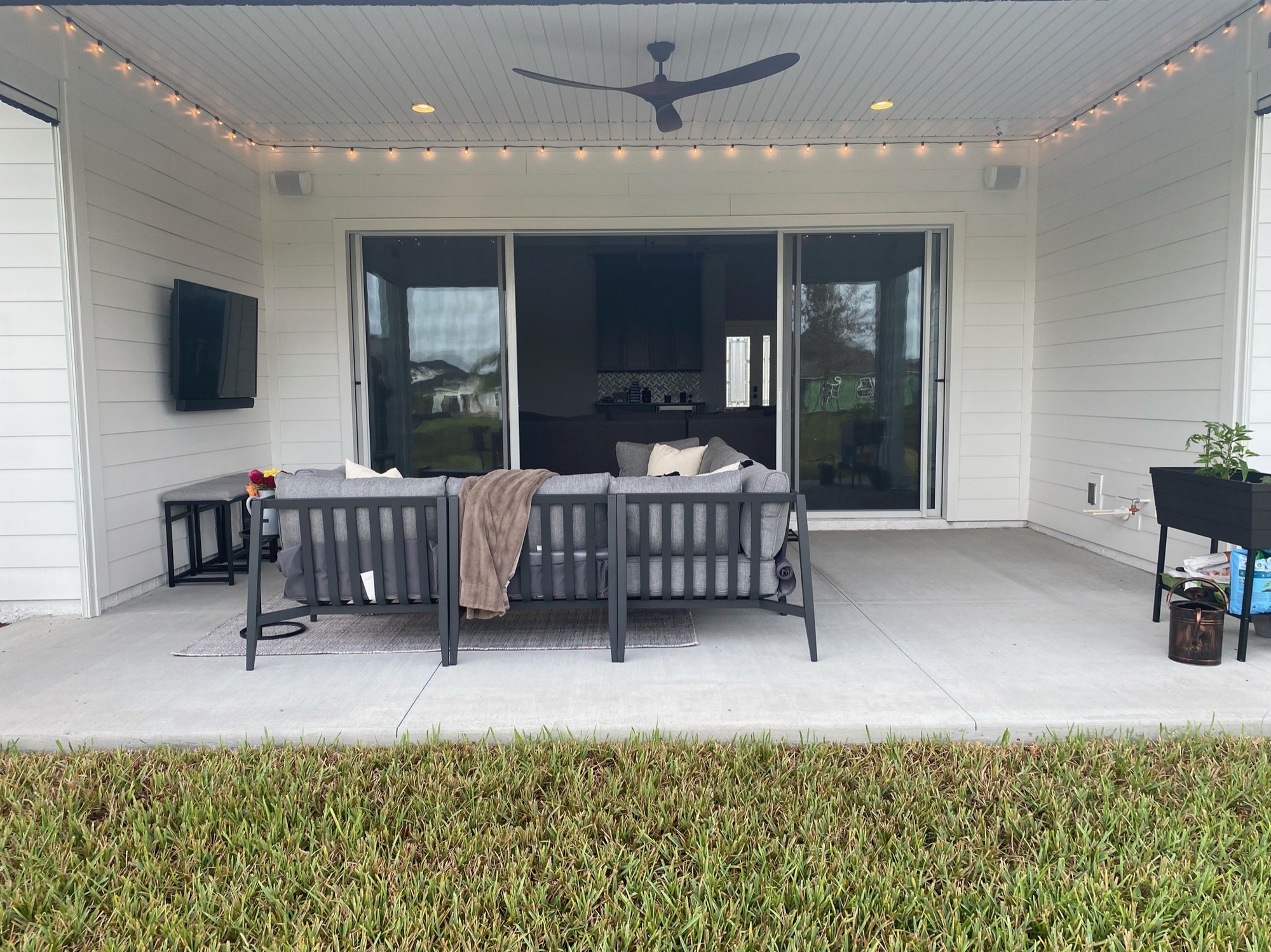 A Calming Lanai Overlooking the Water in NE Florida - Photo 4