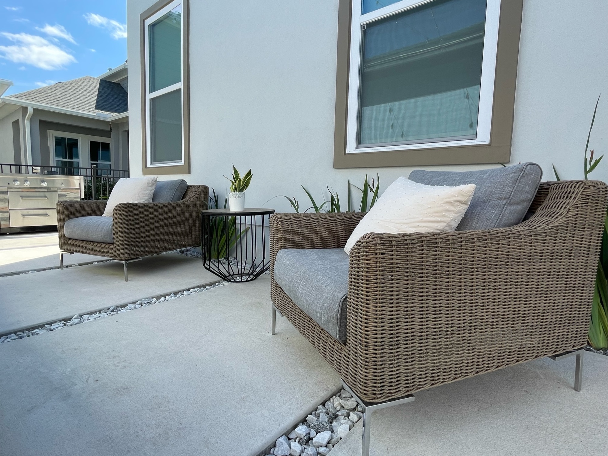 A Contemporary Backyard In Orlando, FL - Photo 2