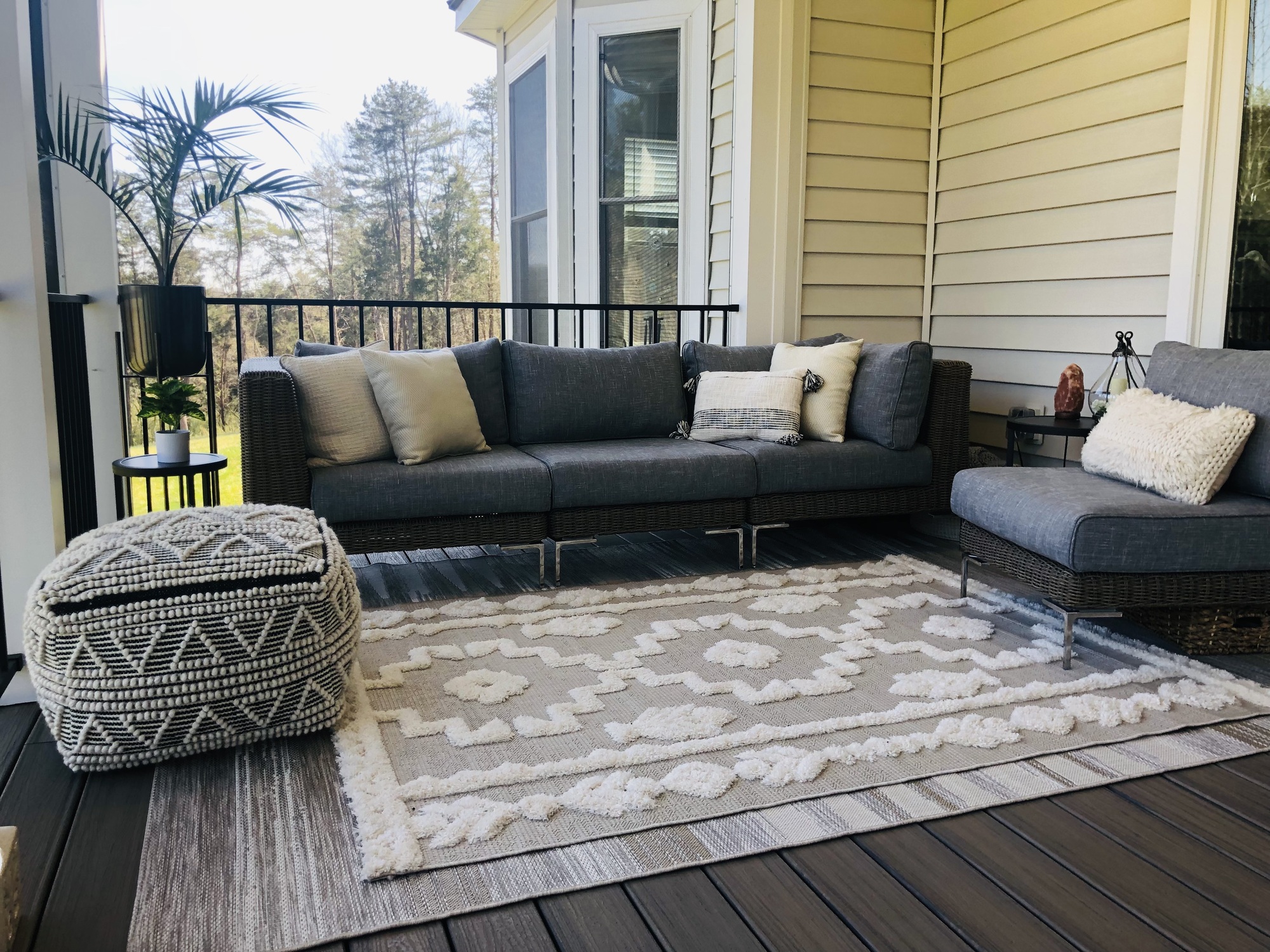 A Family of 5’s Screened-In Lanai in Virginia - Photo 1