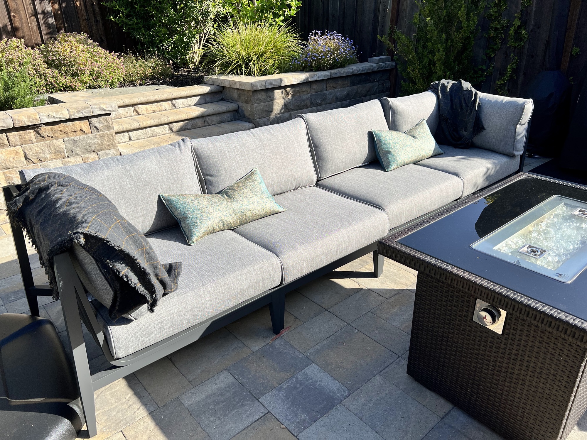 A Tiered Backyard on the Golf Course in San Mateo, CA - Photo 2