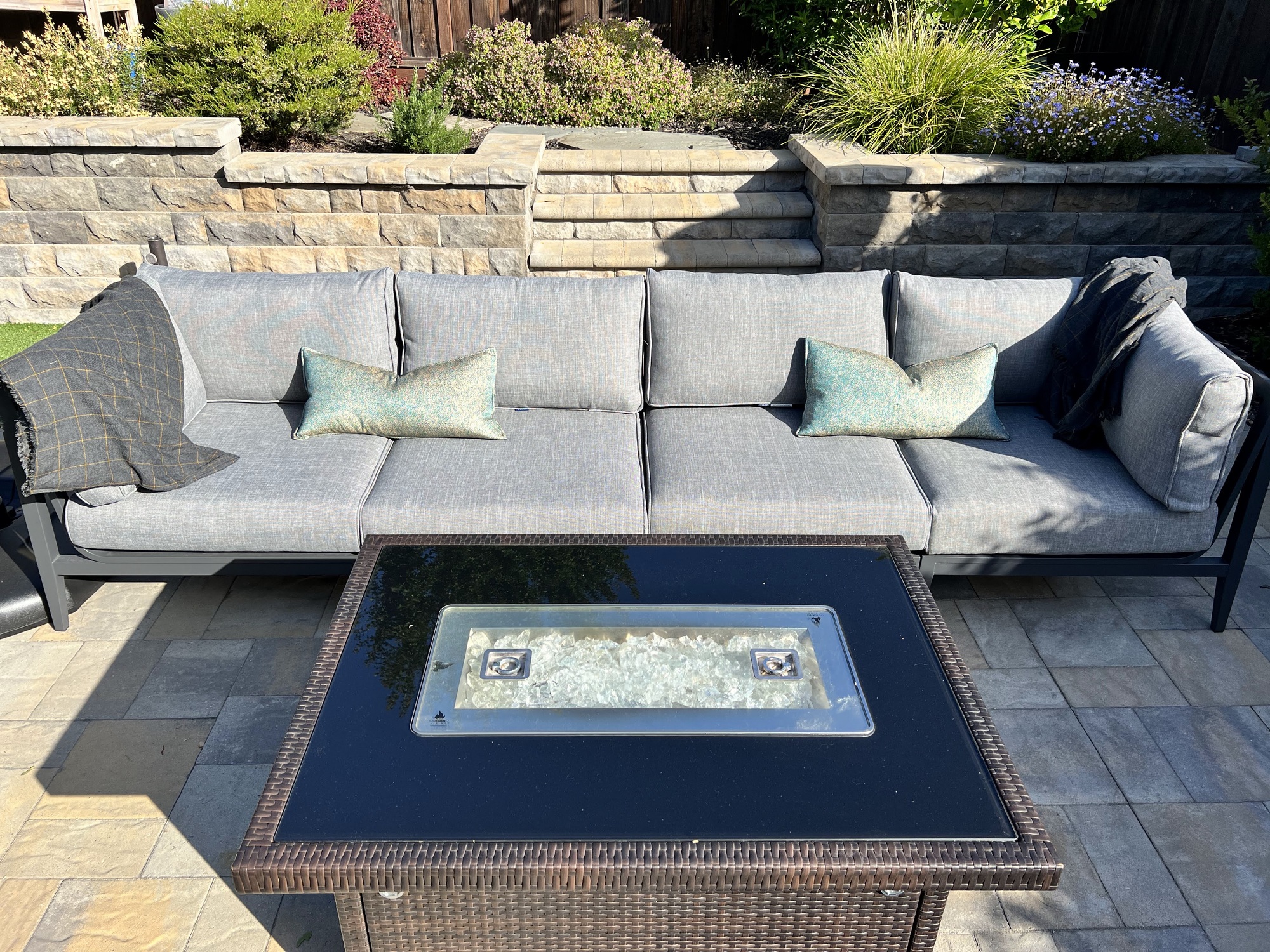 A Tiered Backyard on the Golf Course in San Mateo, CA - Photo 3