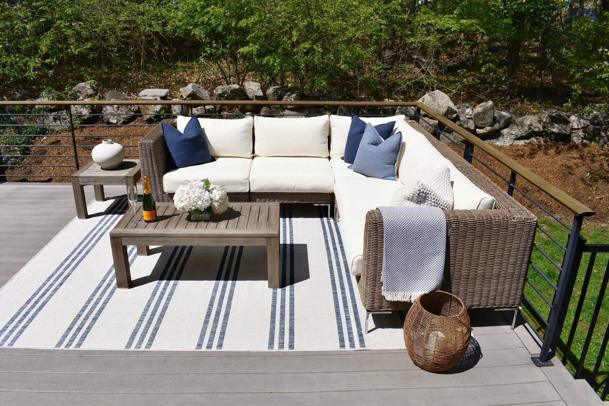 A Coastal Dual-Patio Backyard in Rowayton, CT - Photo 2