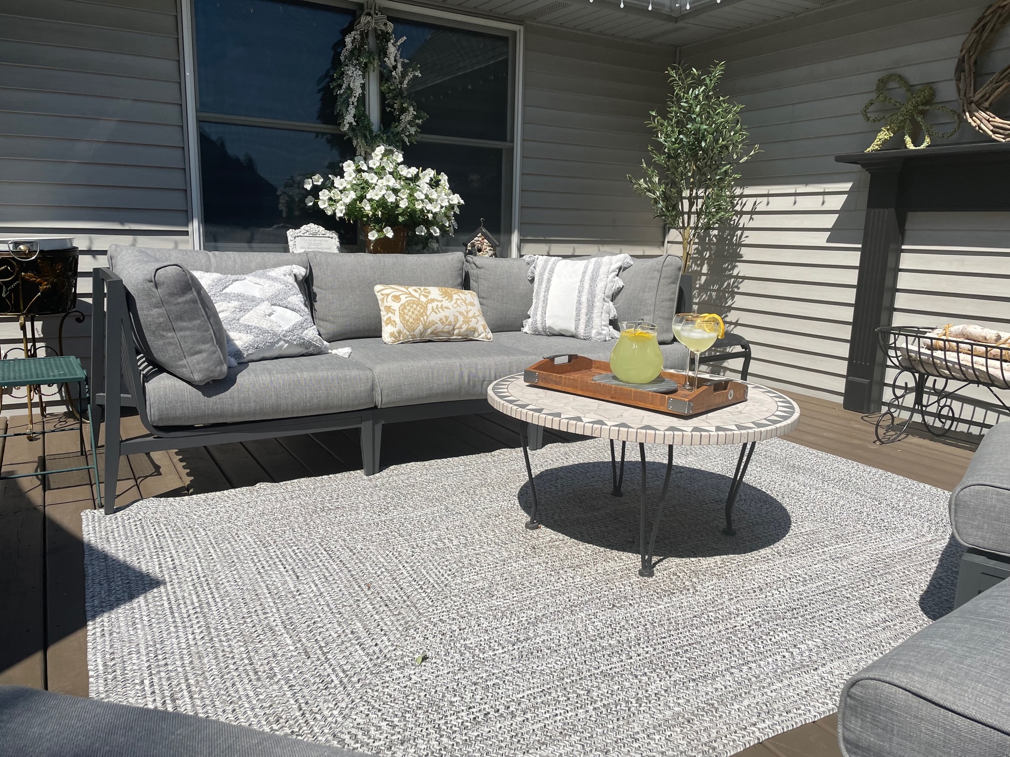 An Artist’s “Ginormous” Lakeside Deck in Urbana, IL - Photo 5