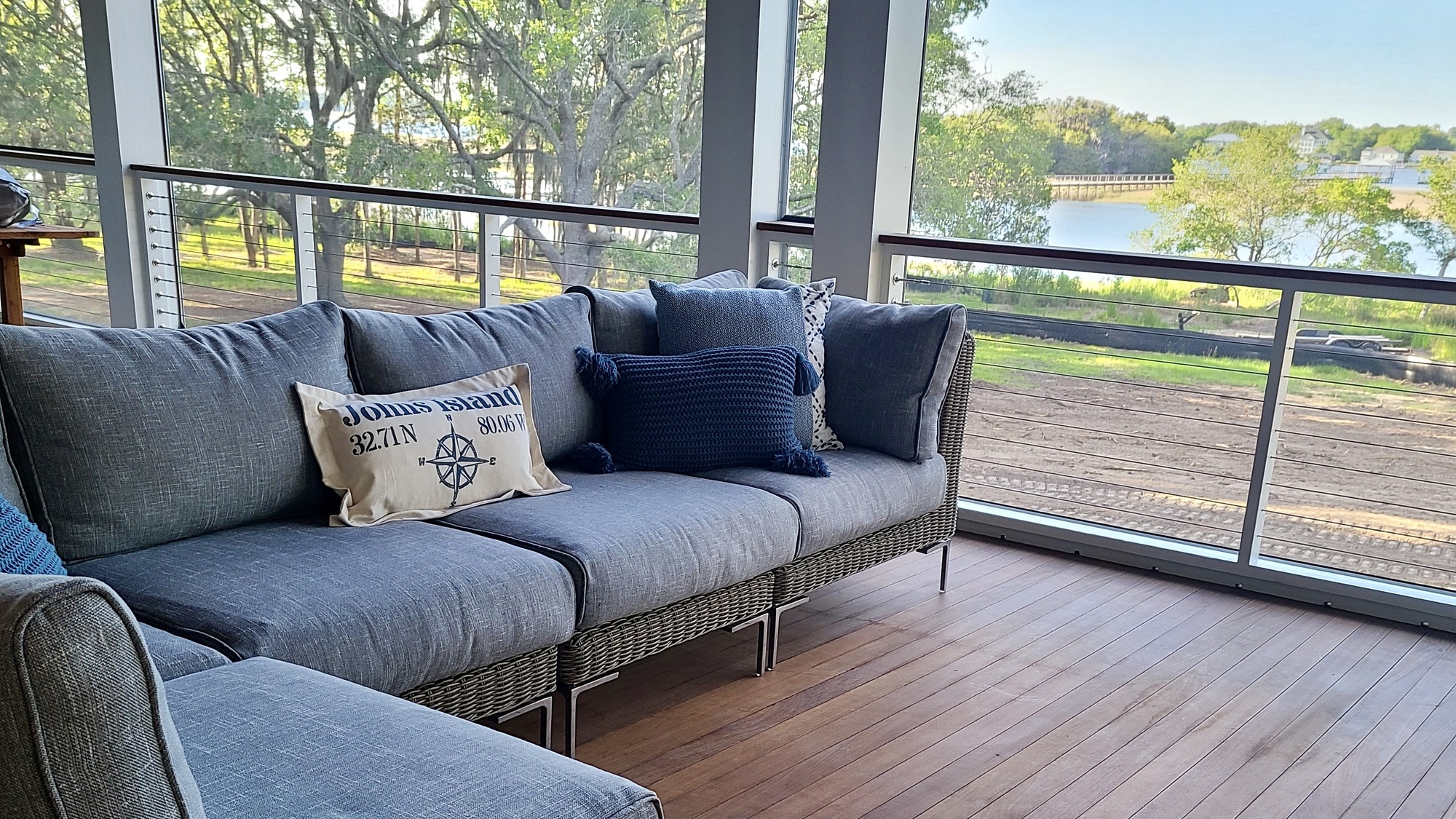 An ER Physician’s Indoor-Outdoor Backyard on Johns Island - Photo 1