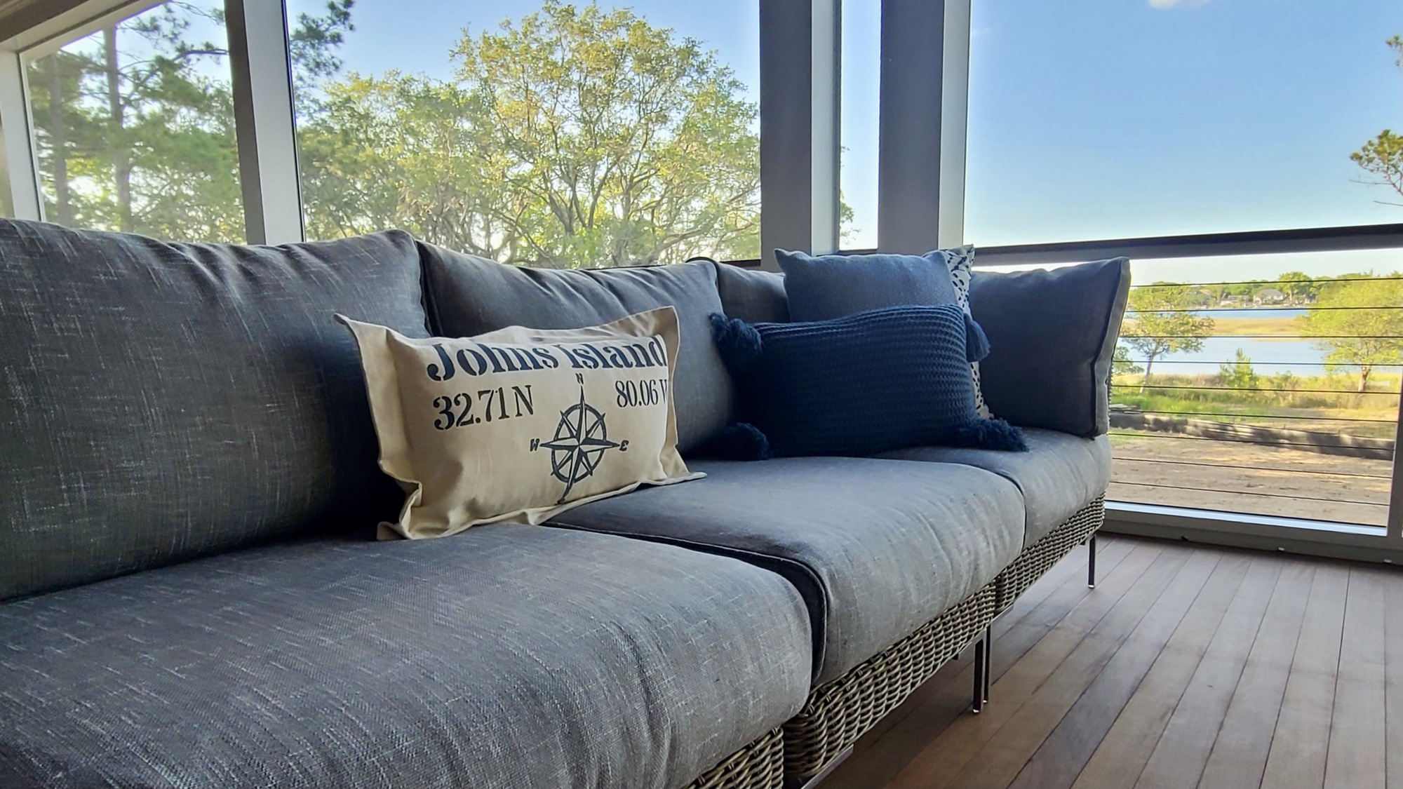 An ER Physician’s Indoor-Outdoor Backyard on Johns Island - Photo 4