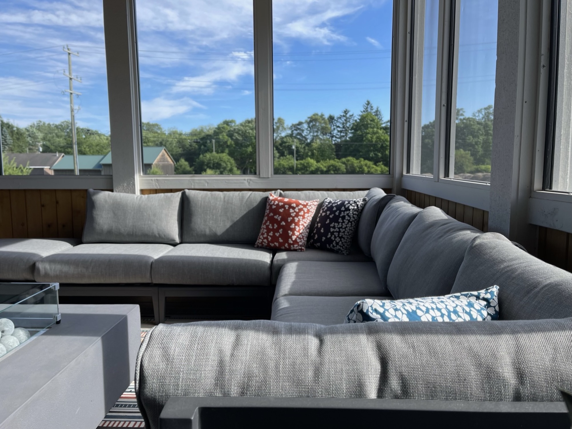 A Screened-In Porch in Ann Arbor Surrounded by Nature - Photo 2
