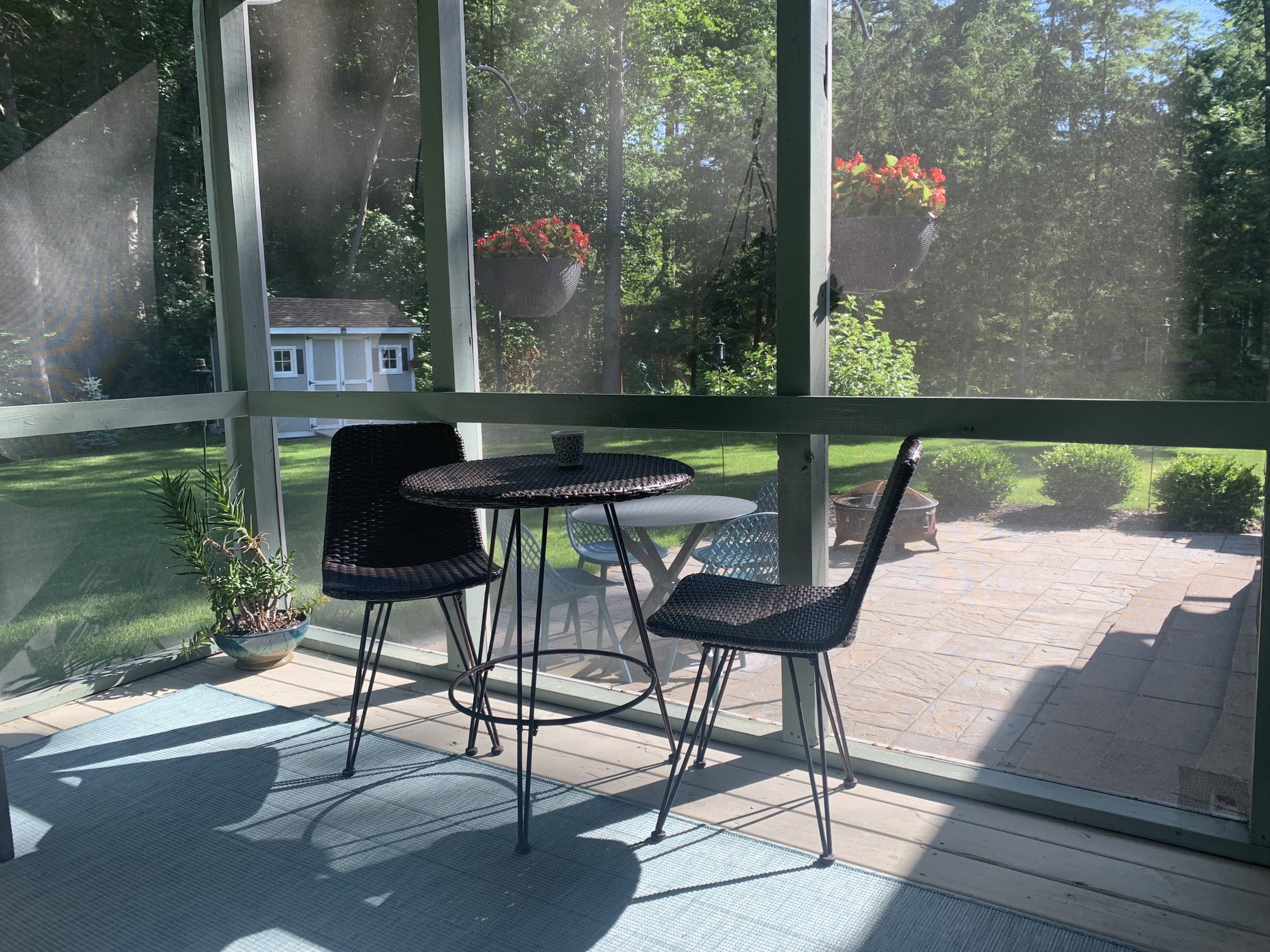 A Screened-In Porch Surrounded by Nature in Saratoga Springs - Photo 5
