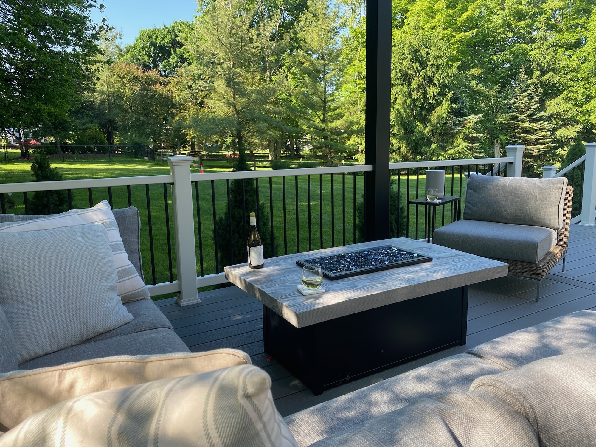 A Deck for Dining, Working, and Playing - Photo 3