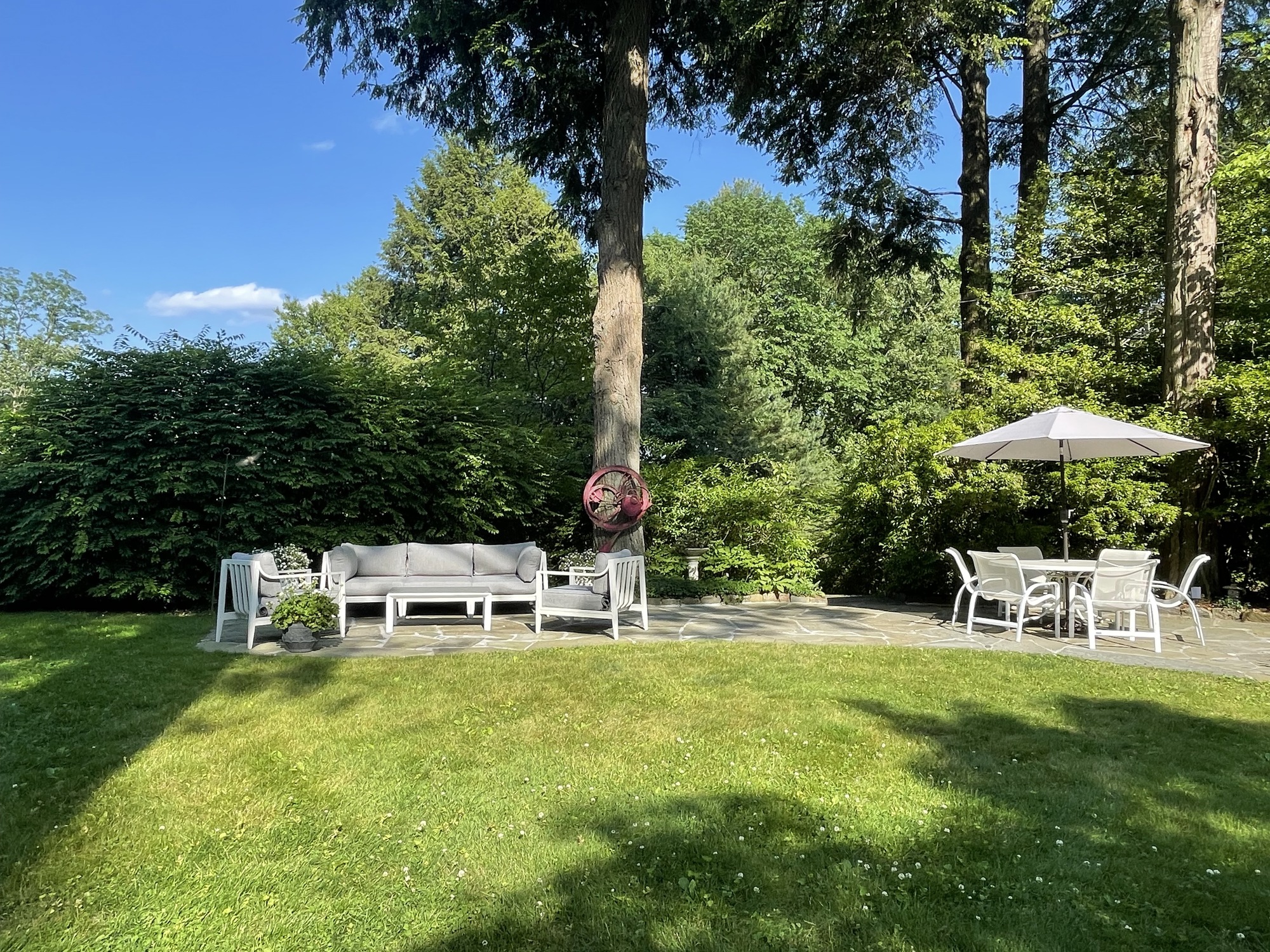 A Vibrant Garden Setting in Mt. Kisco, NY - Photo 4