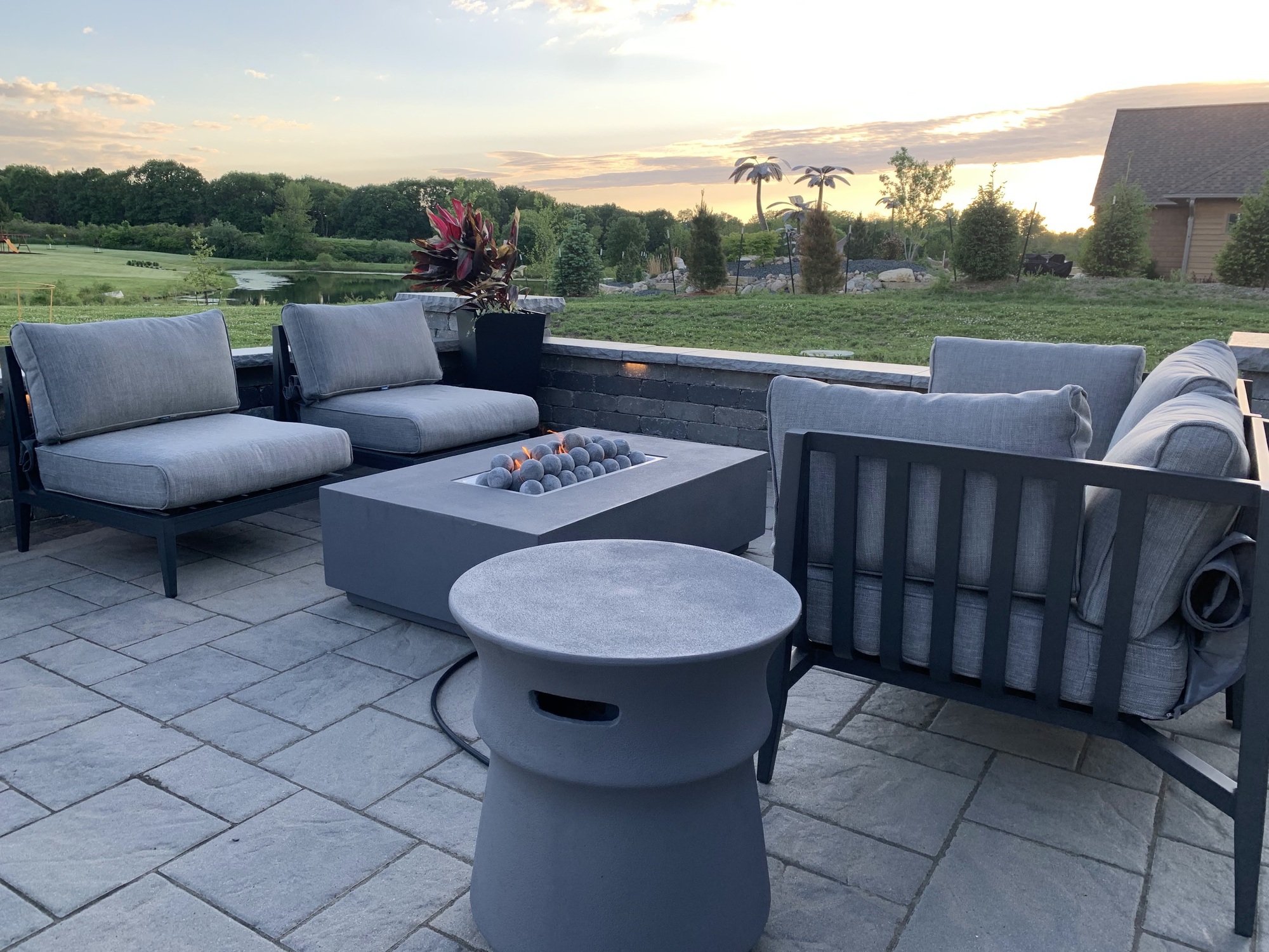 A Spacious Backyard With a Pond in Central Iowa - Photo 1