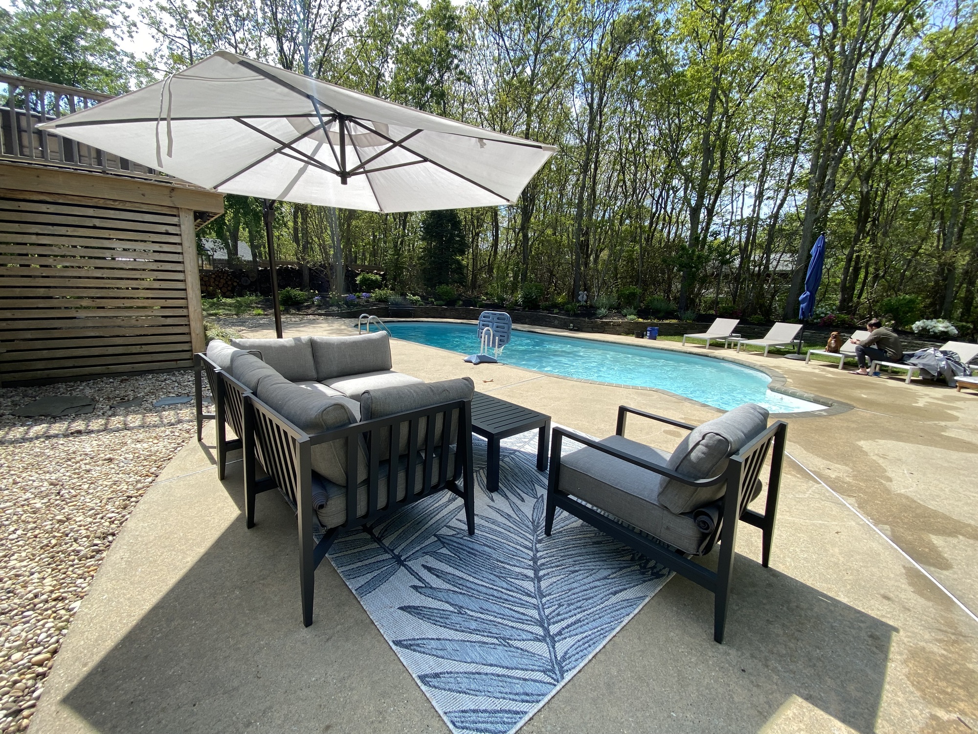 A Family’s Refreshed Poolside Backyard in Sag Harbor, NY - Photo 2