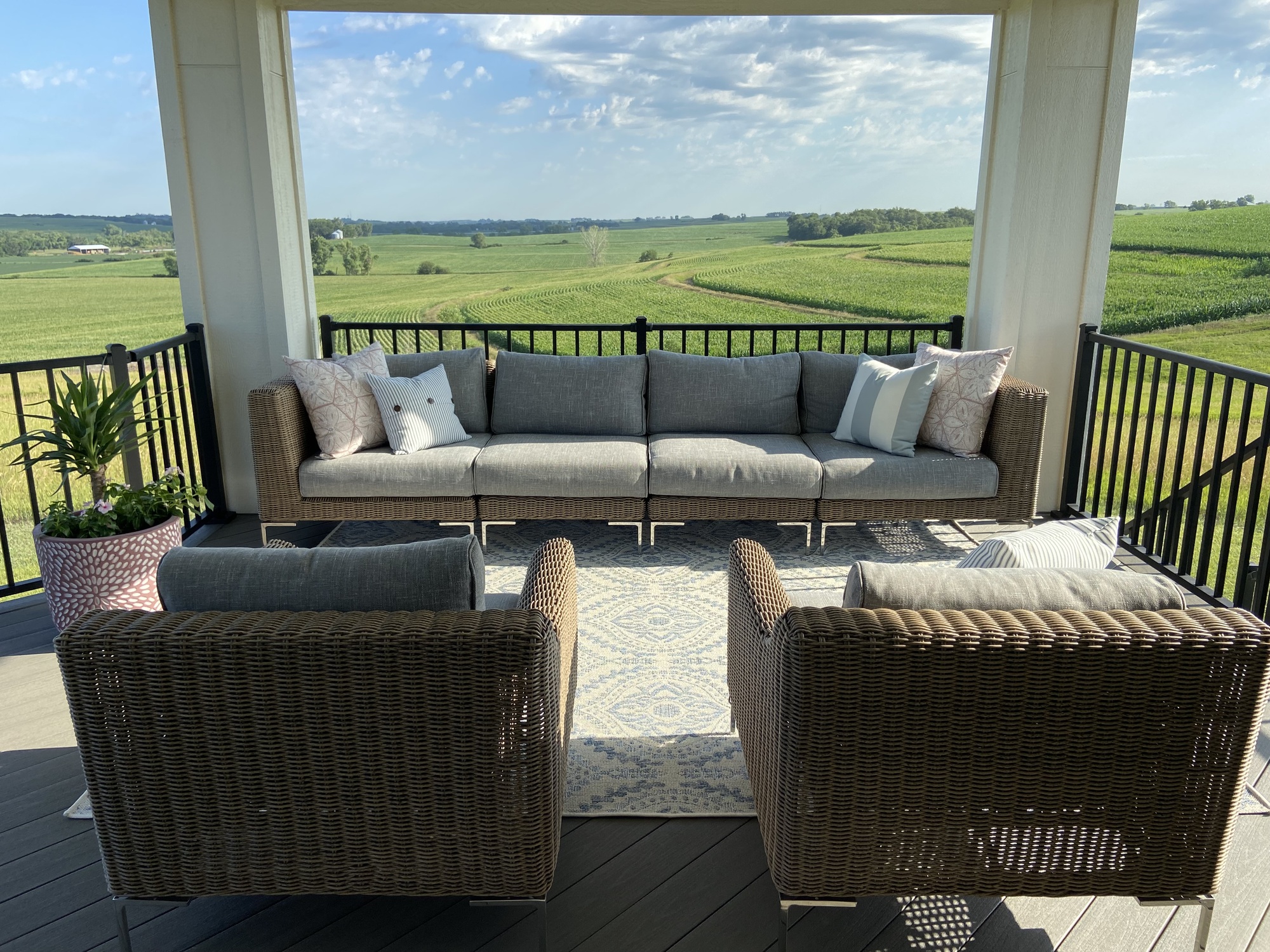 A Covered Deck in Kennard, NE - Photo 2