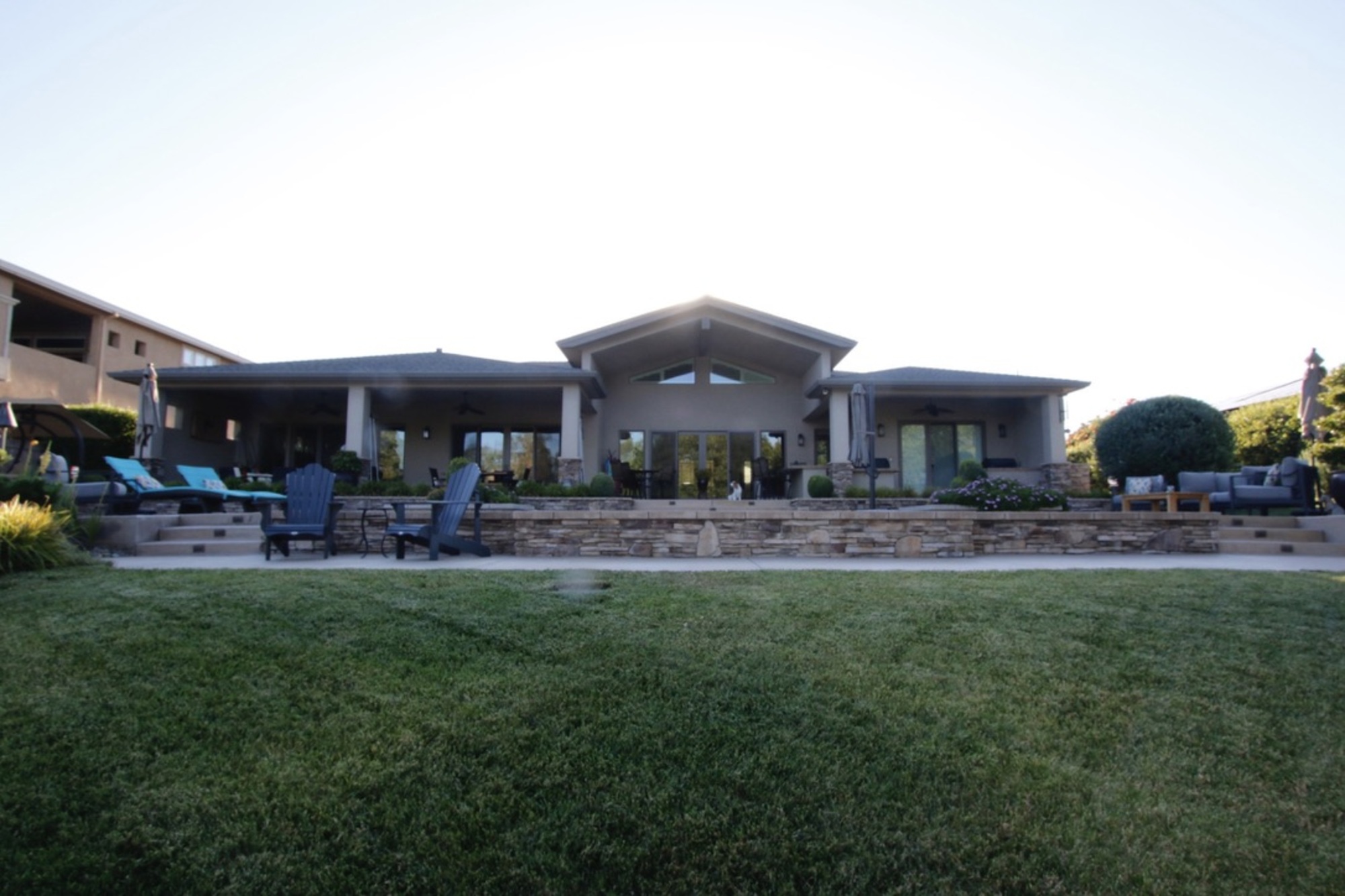 An Atmospheric Multi-Level Backyard in Redding, CA - Photo 7
