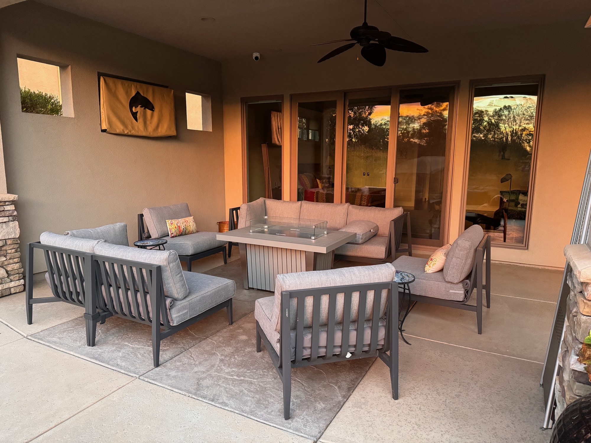 An Atmospheric Multi-Level Backyard in Redding, CA - Photo 14