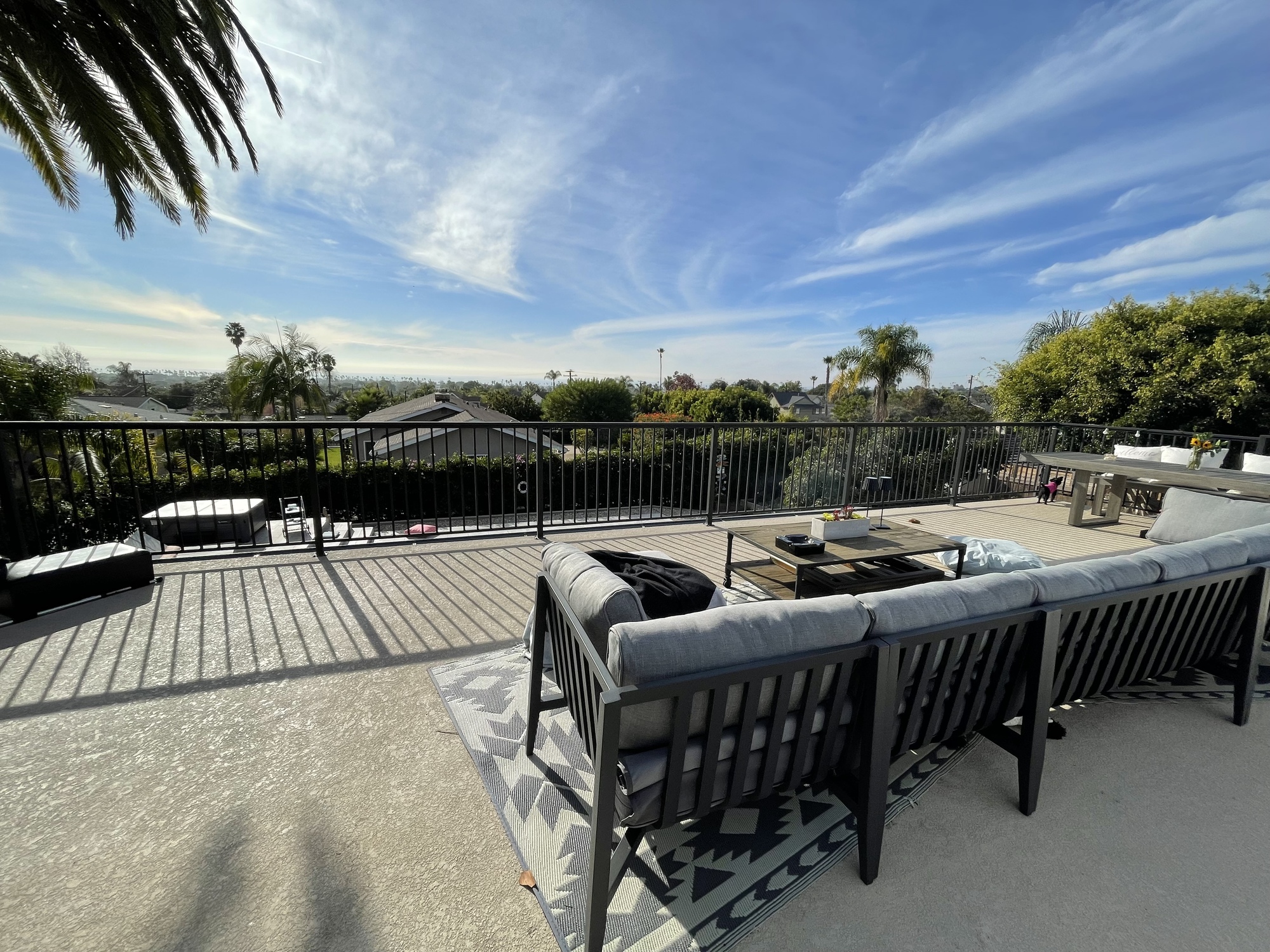 A Raised Deck with Views of the Pacific - Gallery photo 4 of 10
