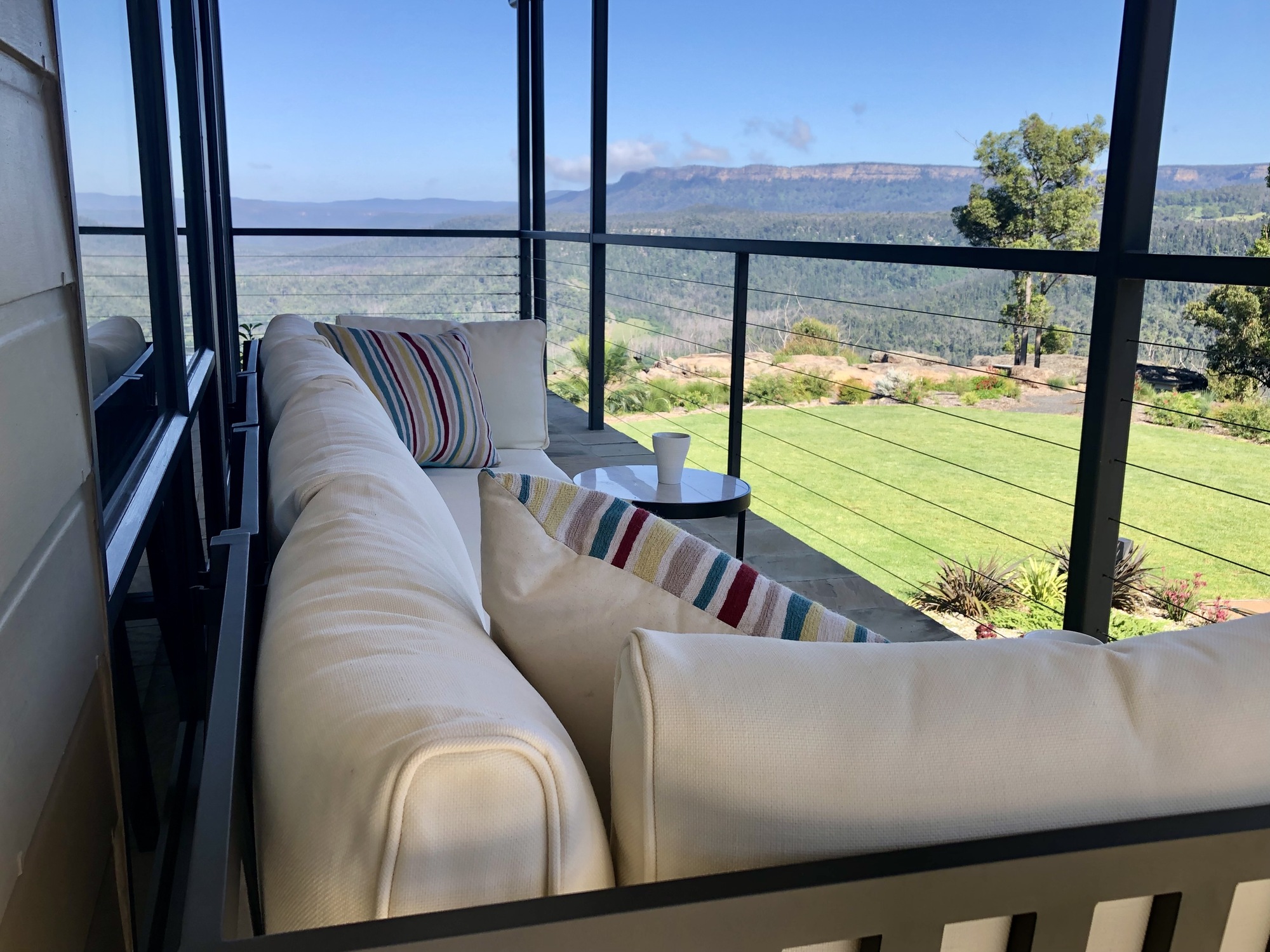 A Veranda with a View in Kangaroo Valley - Photo 3