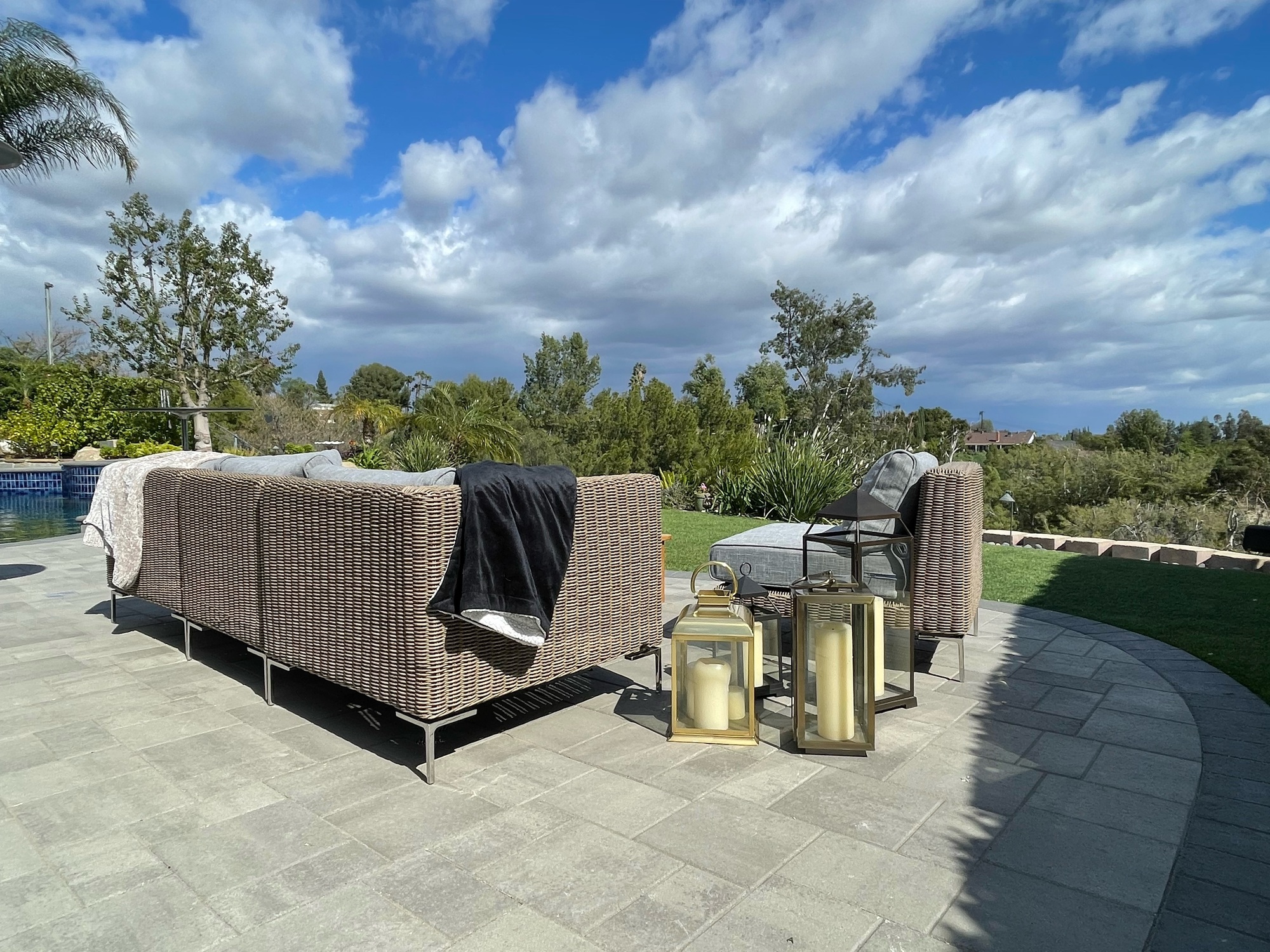 East Valley Views in This Serene Backyard - Gallery photo 2 of 4