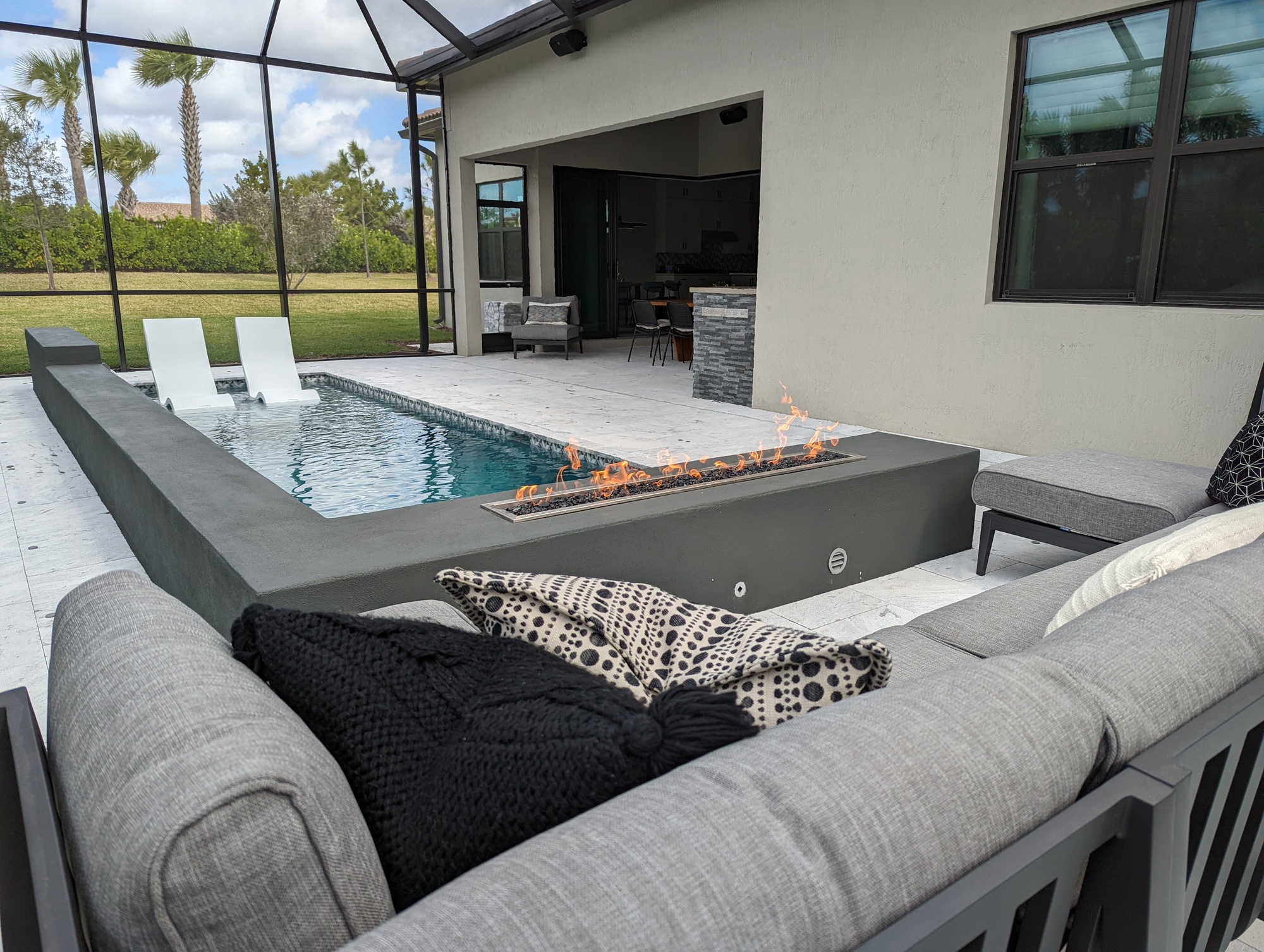 A Mini Modern Resort in Lake Worth, Florida - Photo 3