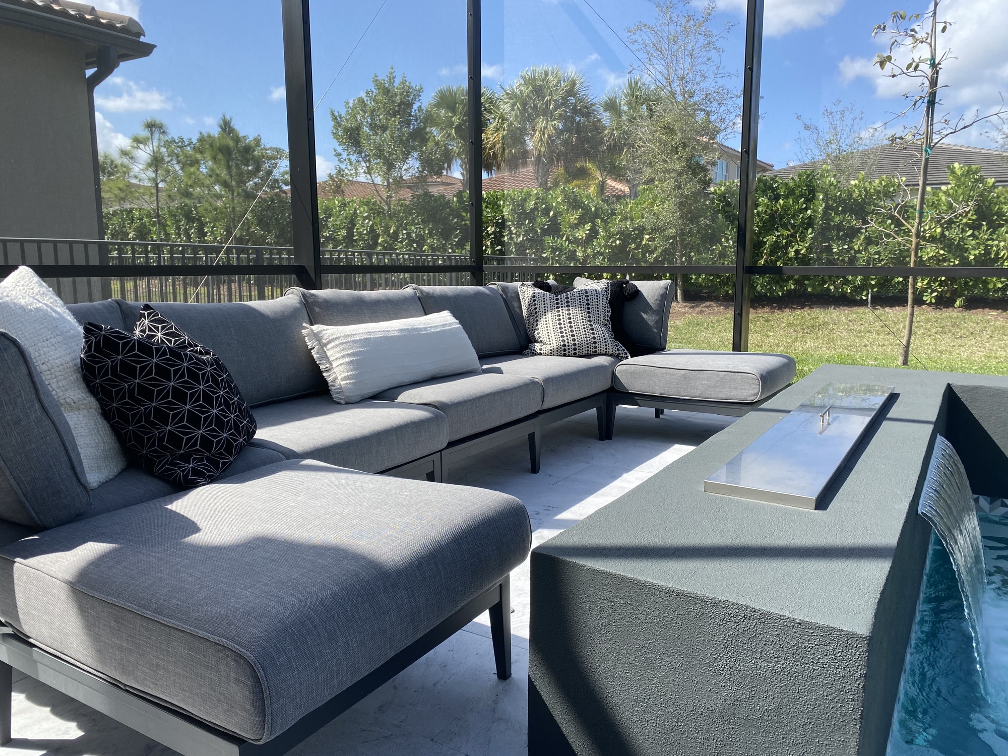 A Mini Modern Resort in Lake Worth, Florida - Photo 4