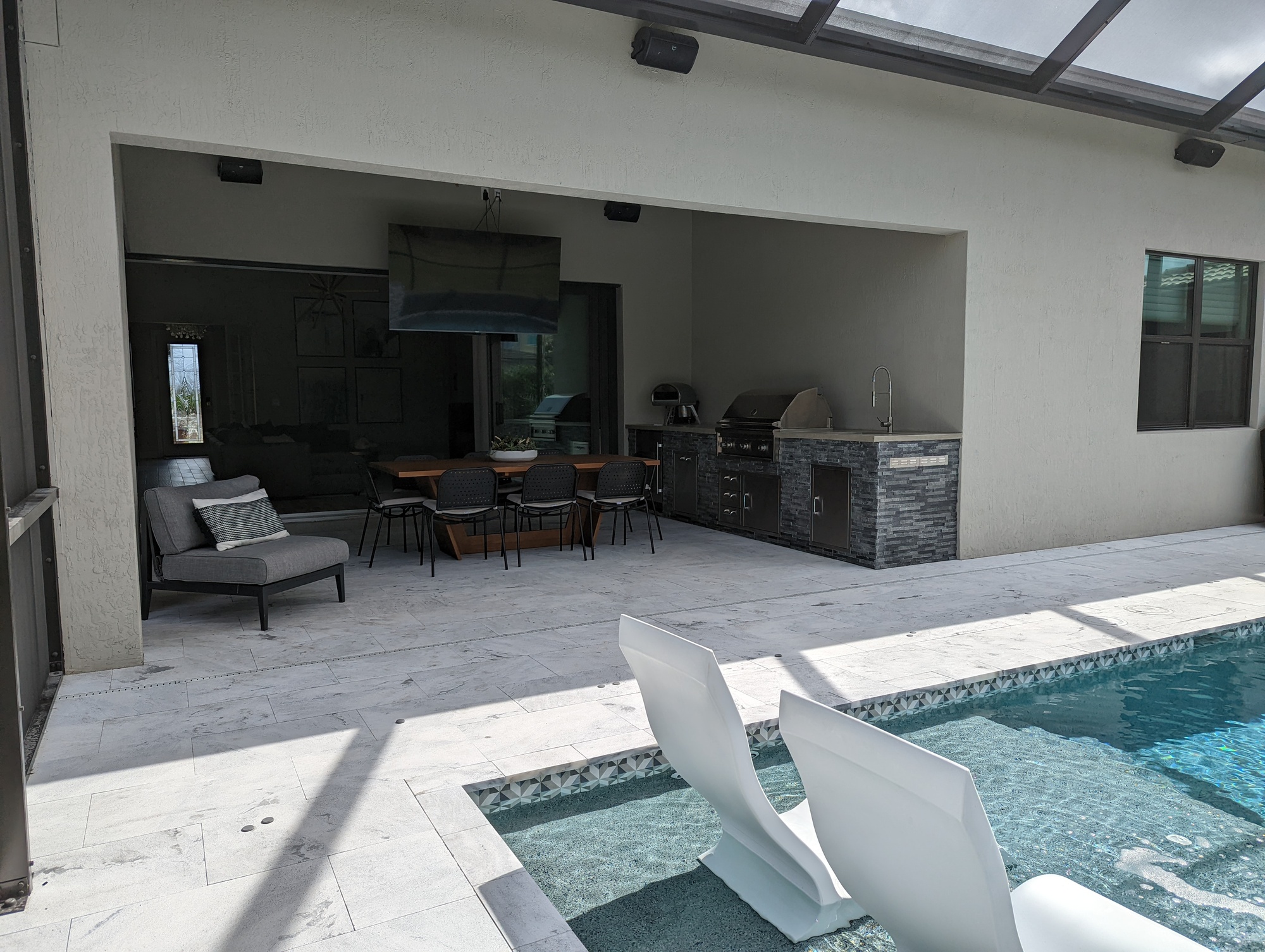 A Mini Modern Resort in Lake Worth, Florida - Photo 6