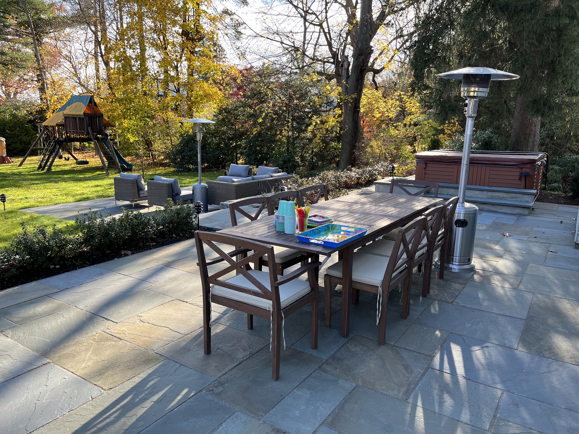 A Busy Household’s Serene Outdoors - Photo 2