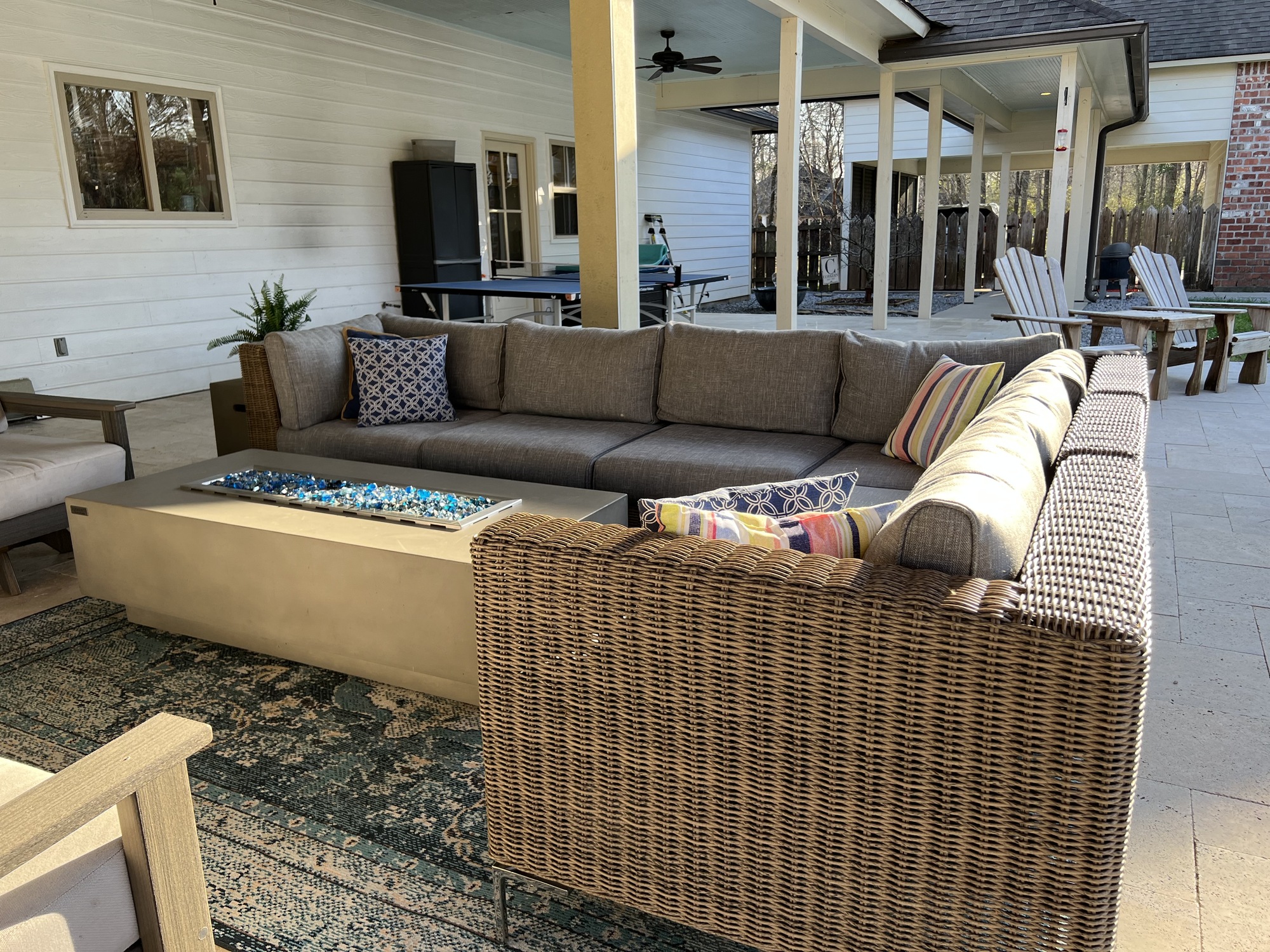 A Rooftop Patio with Pool in Louisiana - Photo 2