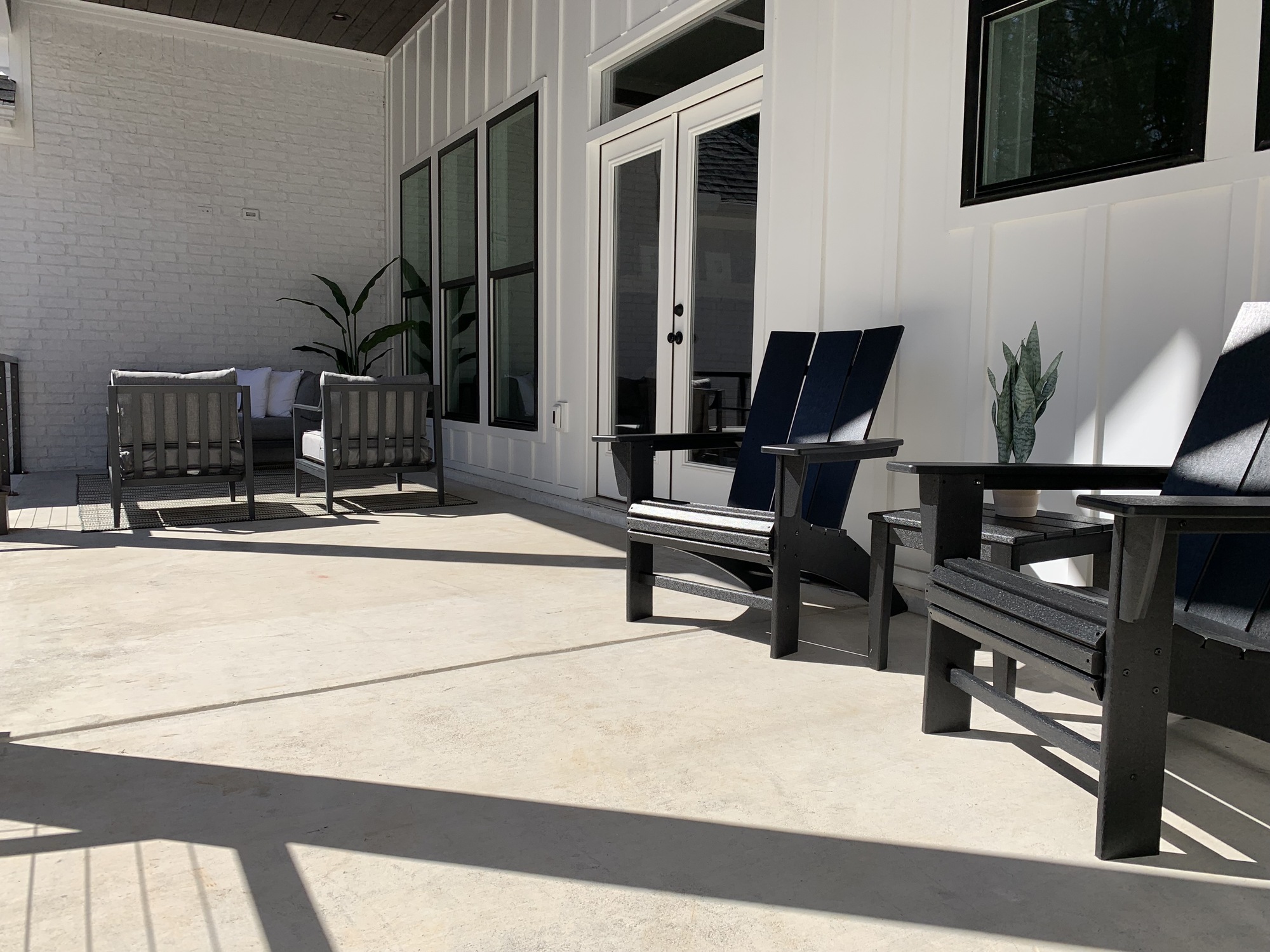 A Family’s Relaxing Covered Patio in Conway, Arkansas - Photo 5