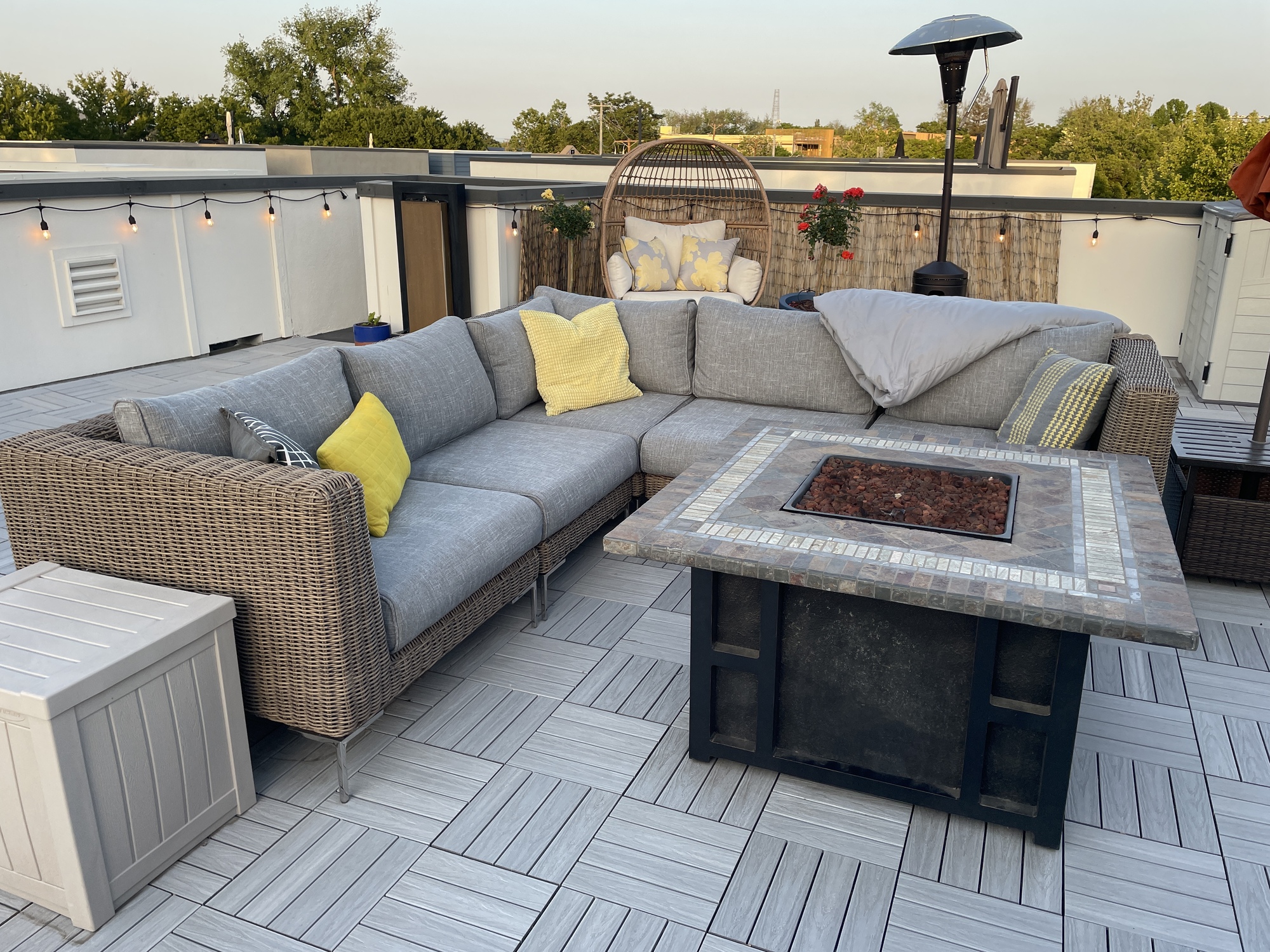 A Rooftop Patio Overlooking Downtown Sacramento - Photo 1