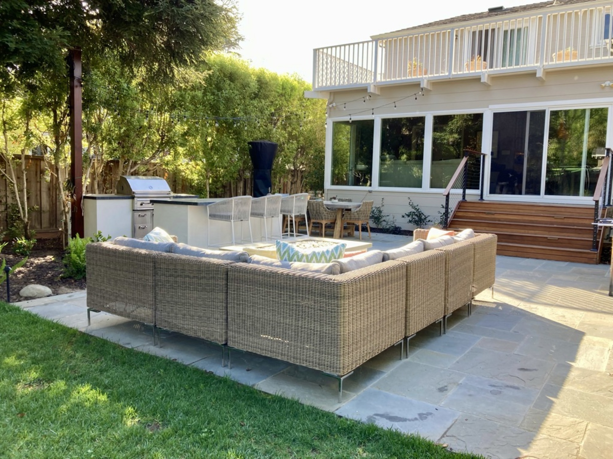 A Backyard That’s Part Haven, Part Playground in San Mateo - Photo 2