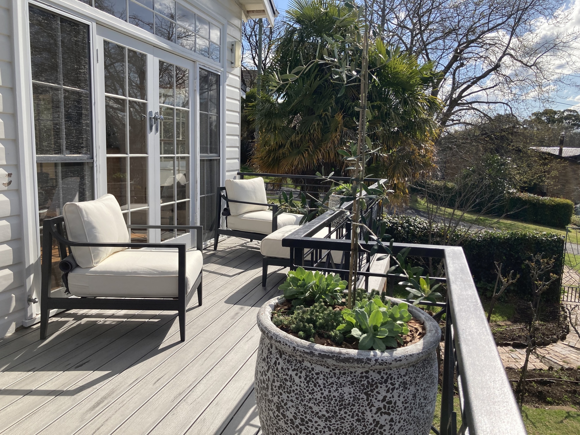 A Lovely Deck in Armidale, NSW - Photo 1