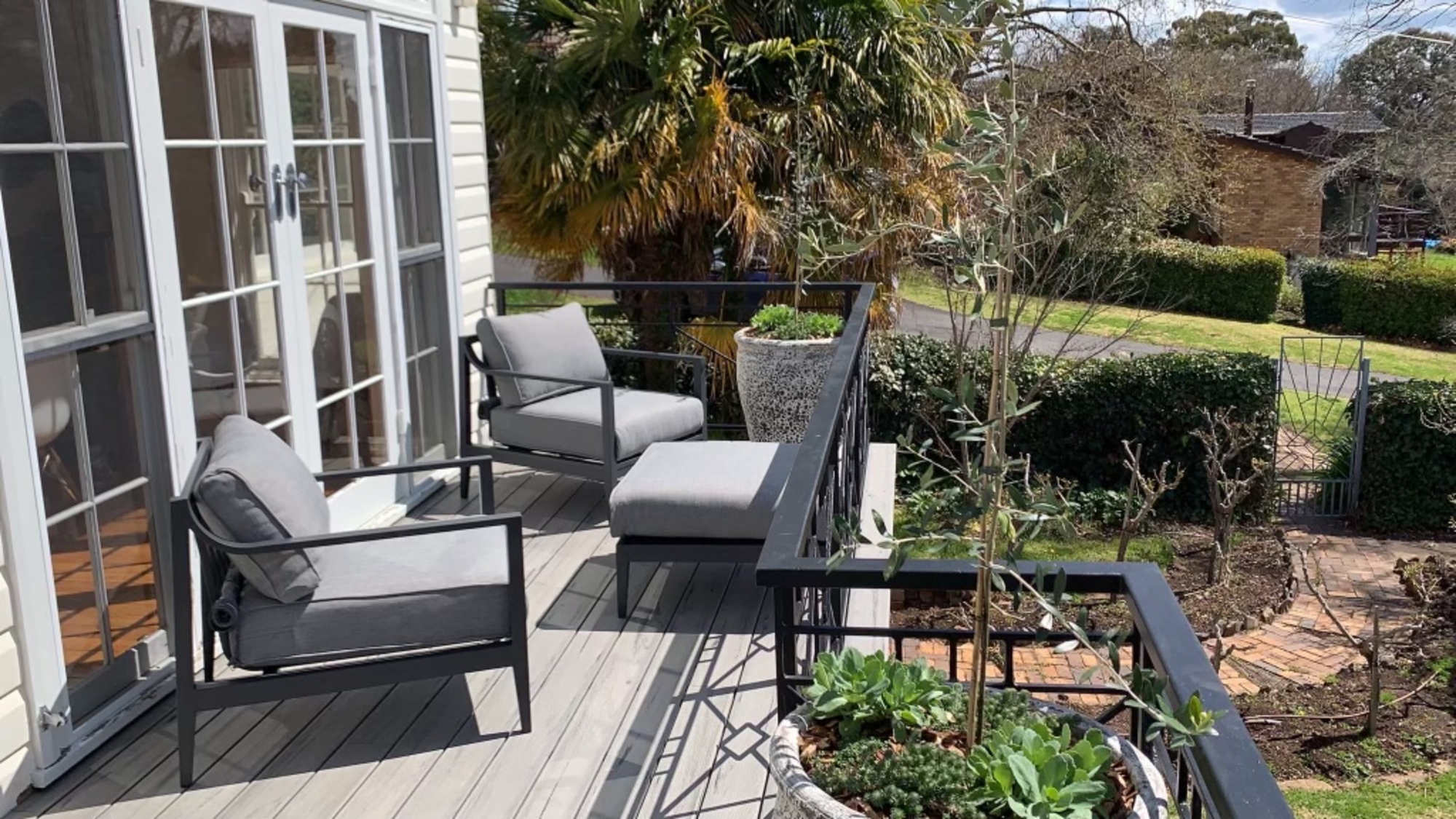 A Lovely Deck in Armidale, NSW - Photo 3