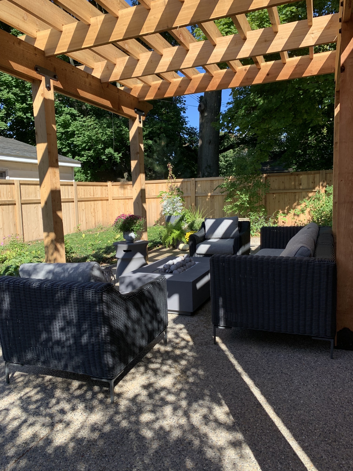 A 1941 Bungalow’s Enchanted Garden + Patio - Photo 3