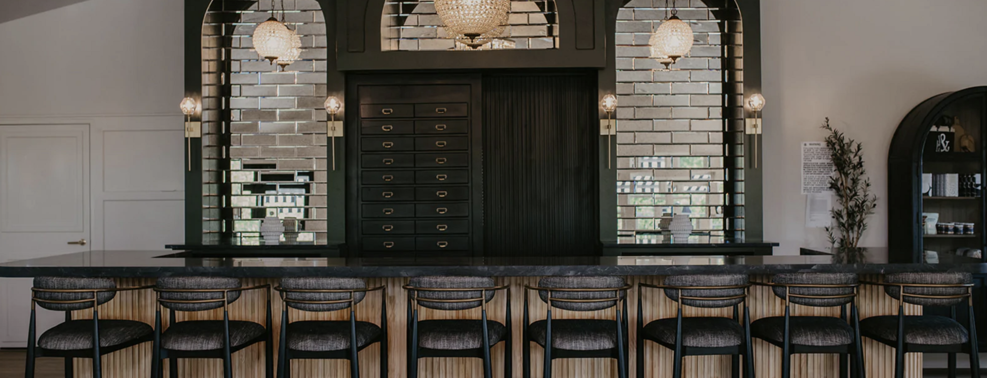 BUSINESS SHOWROOM: Salt & Acres - Photo 4