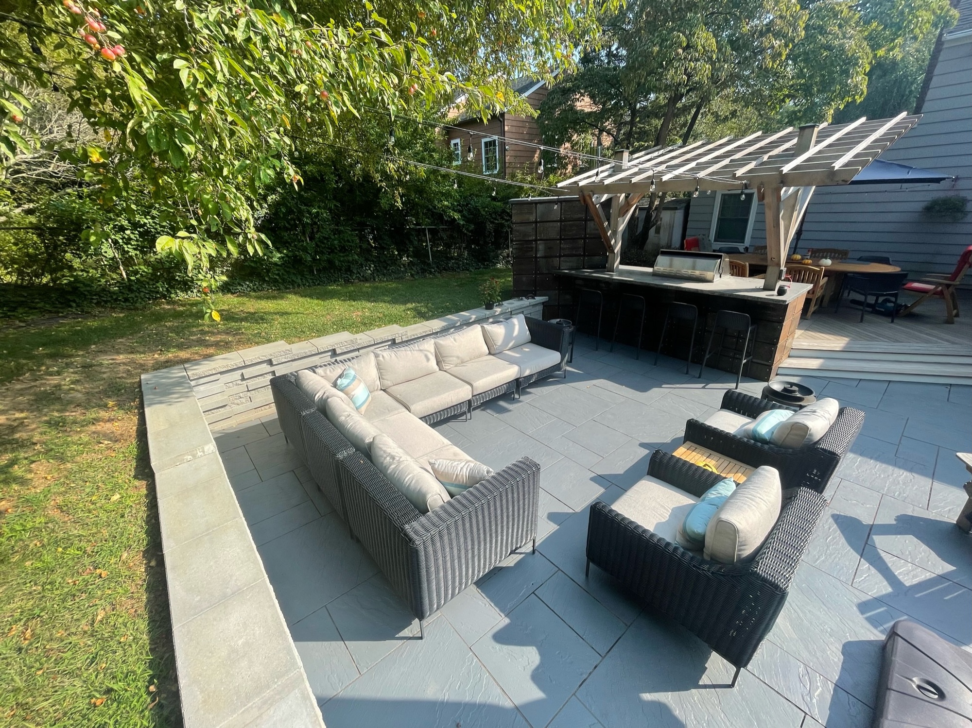 A Cozy Outdoor Living Room & Kitchen for Entertaining - Photo 1