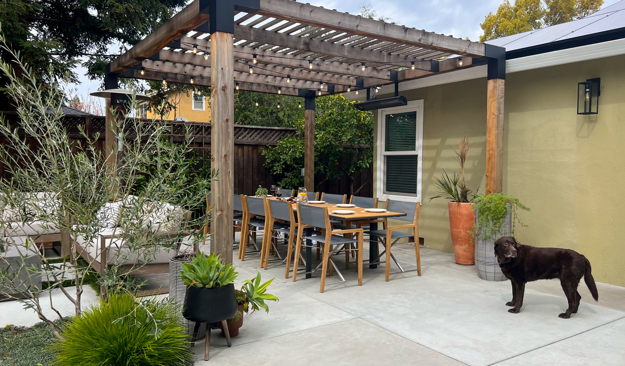 Al Fresco Dining with the Whole Family - Photo 3