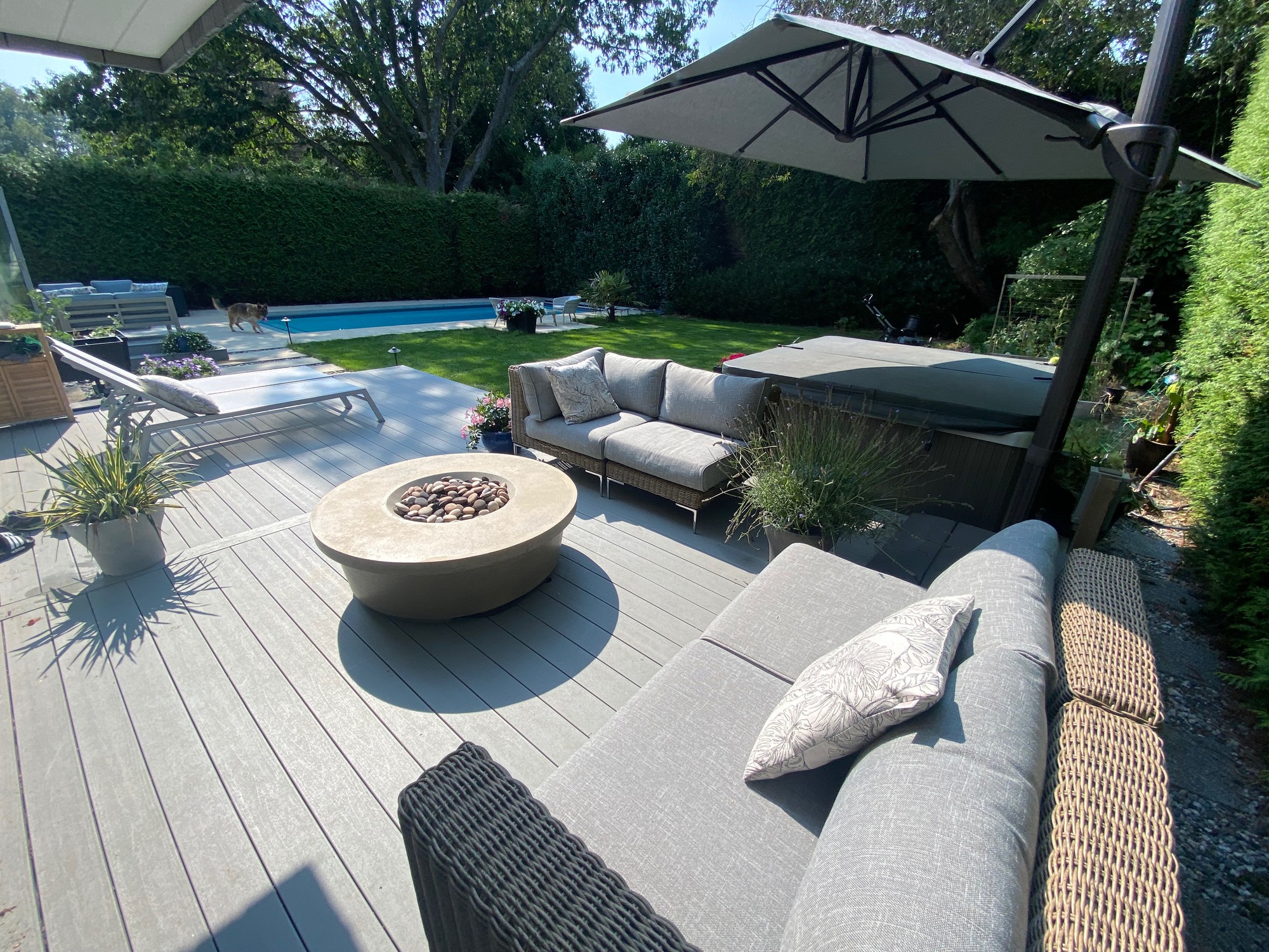 Vancouver Canada Backyard Oasis - Photo 1