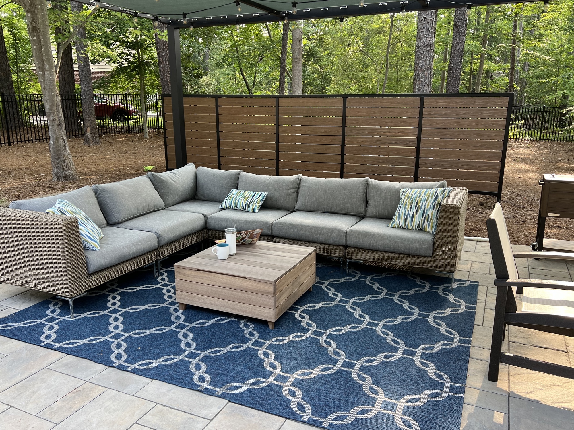 Family Backyard for Entertaining or Relaxation - Photo 3