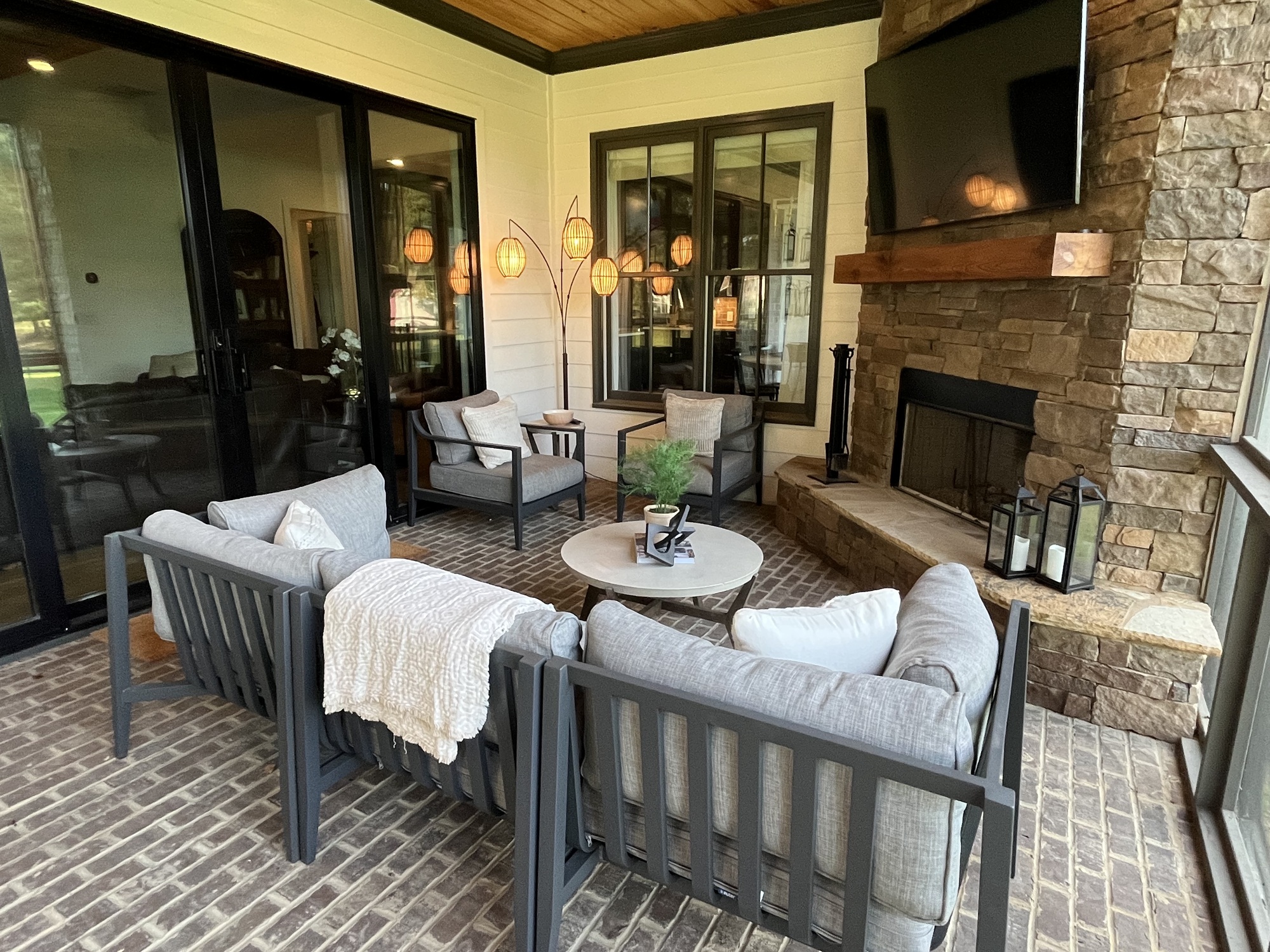 Back Porch Farm Living in Woodstock, GA - Photo 1