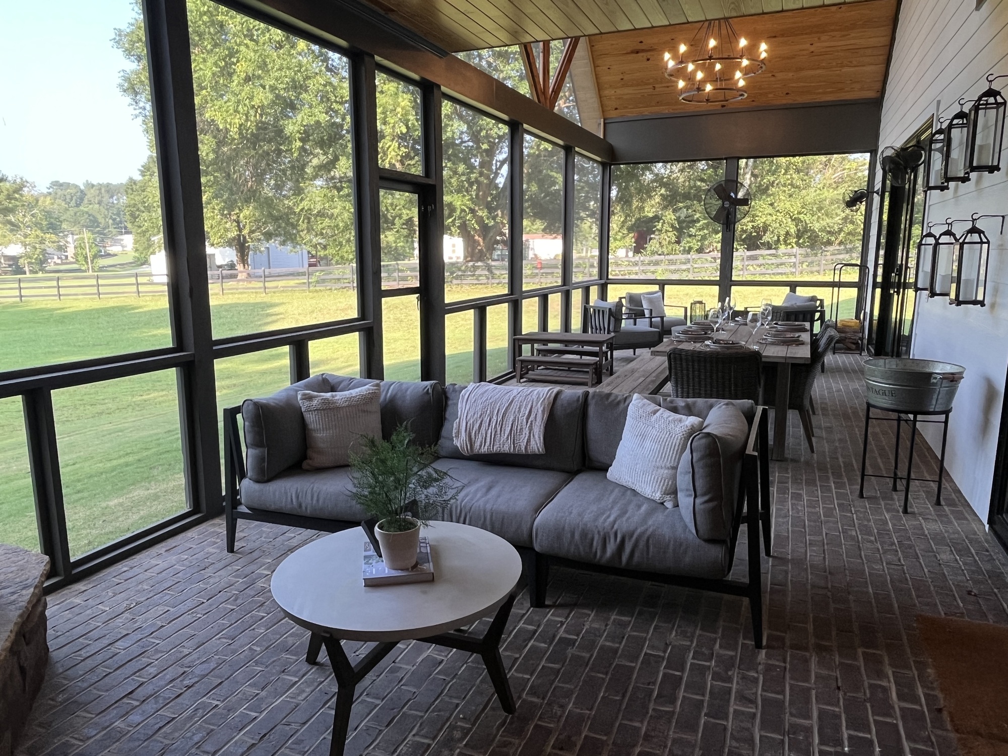 Back Porch Farm Living in Woodstock, GA - Photo 3