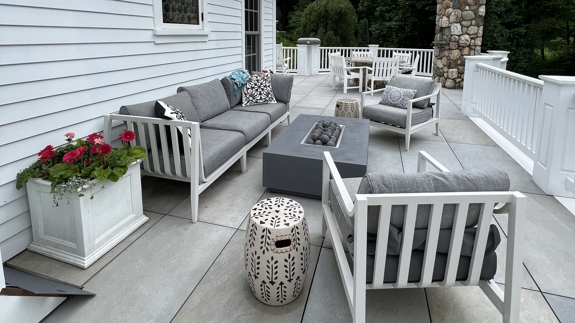 A Multi-Level Backyard and Garden in Bedford, NY - Photo 2