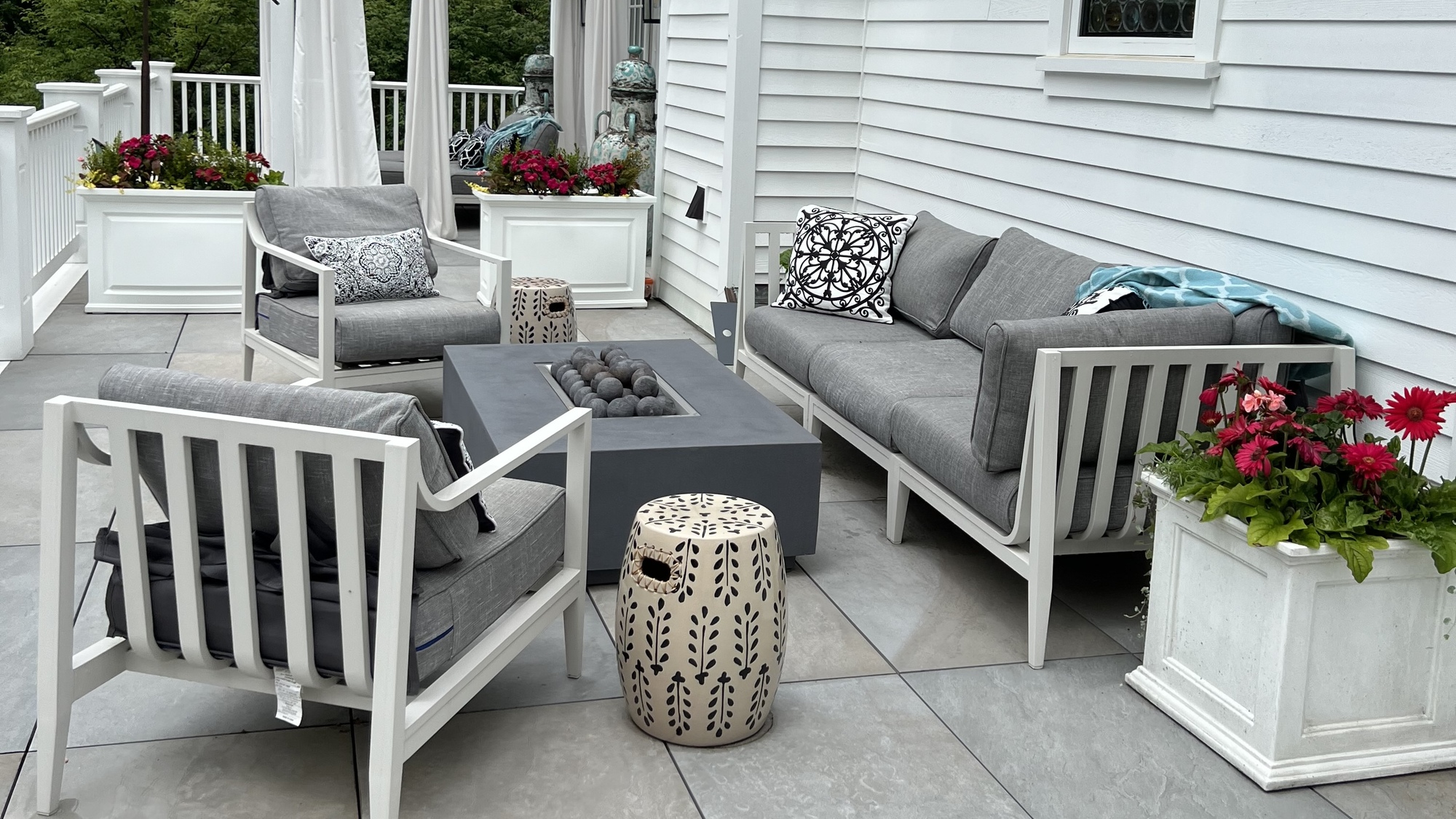 A Multi-Level Backyard and Garden in Bedford, NY - Photo 7