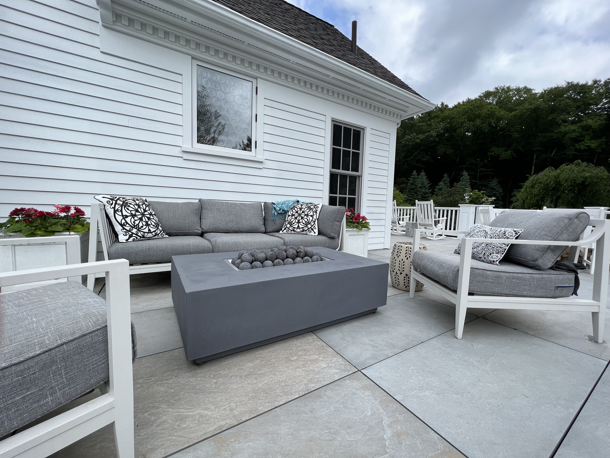 A Multi-Level Backyard and Garden in Bedford, NY - Photo 8