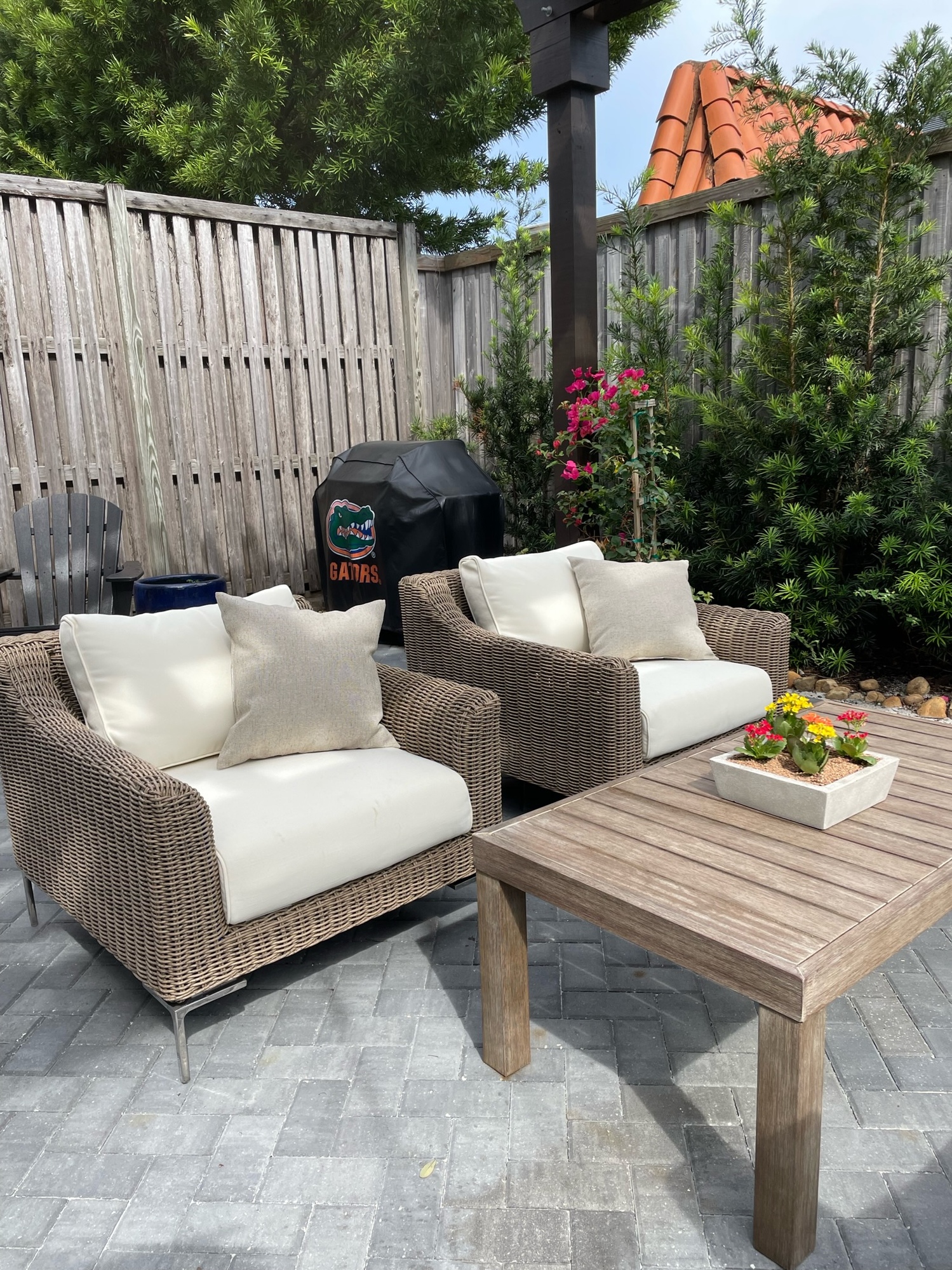 A Patio Designed for Entertaining in Jacksonville, FL - Photo 4