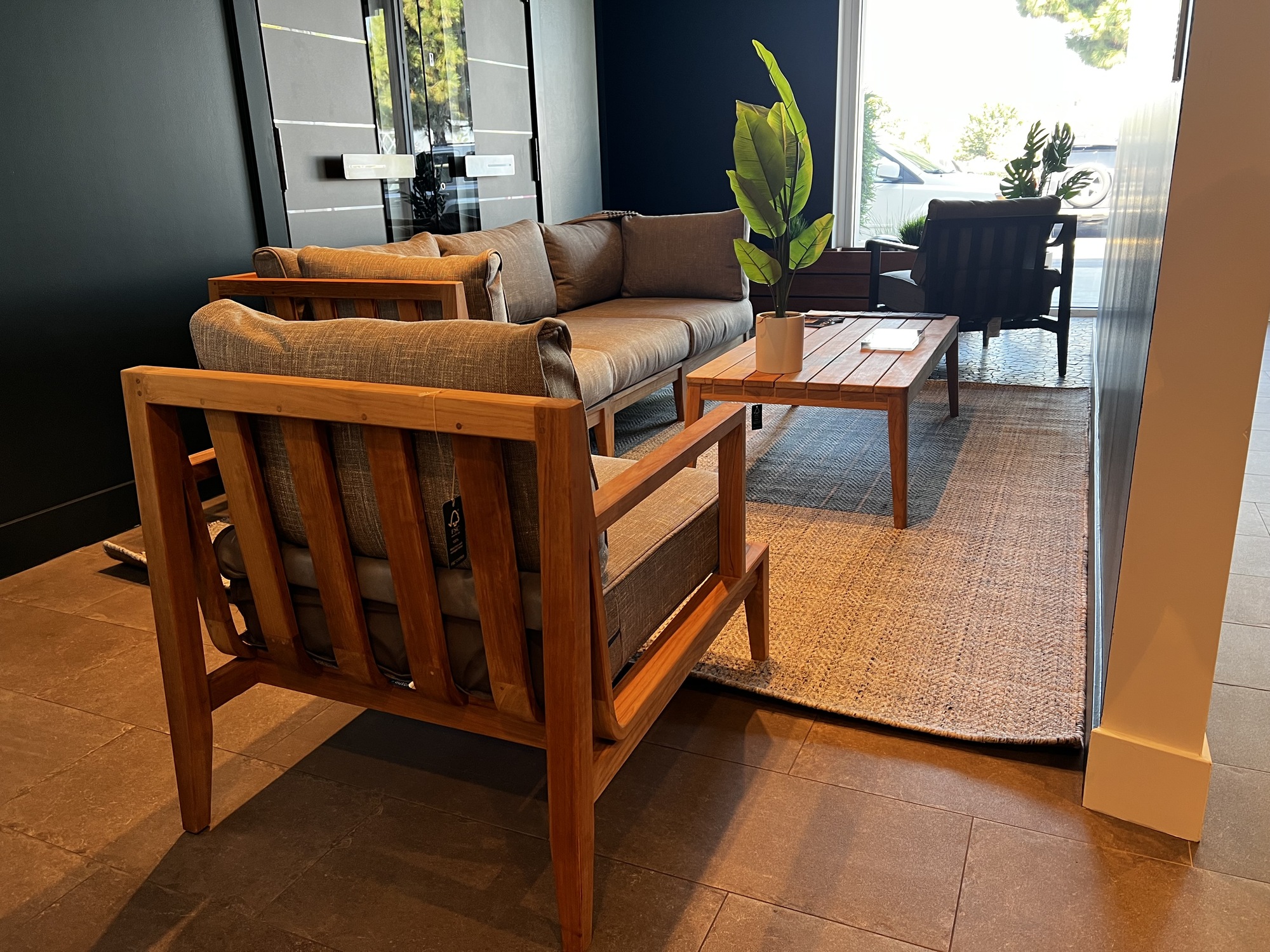 BUSINESS SHOWROOM: Bang & Olufsen in Costa Mesa, CA - Photo 3