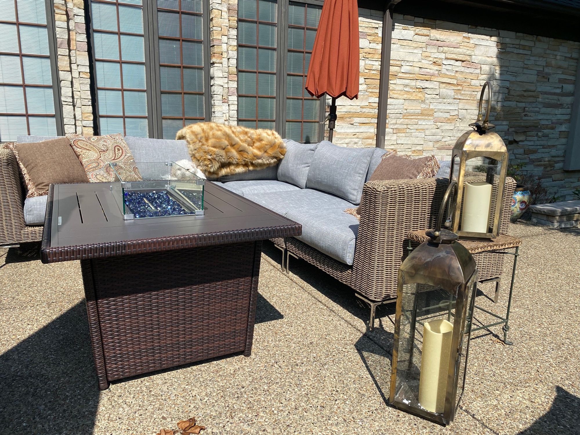 An Outdoorsy Family’s Relaxing Patio - Photo 4