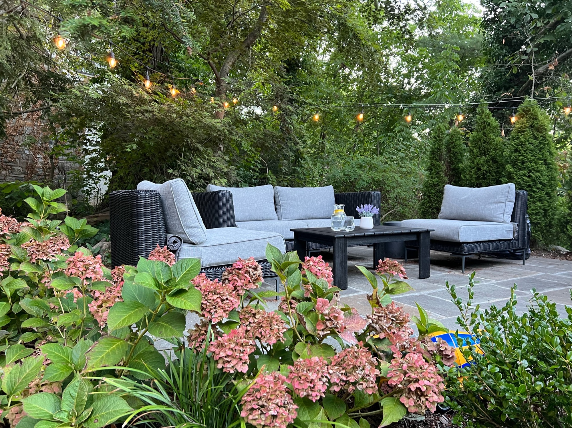 A Nature-Loving Family’s Larchmont Backyard - Photo 1